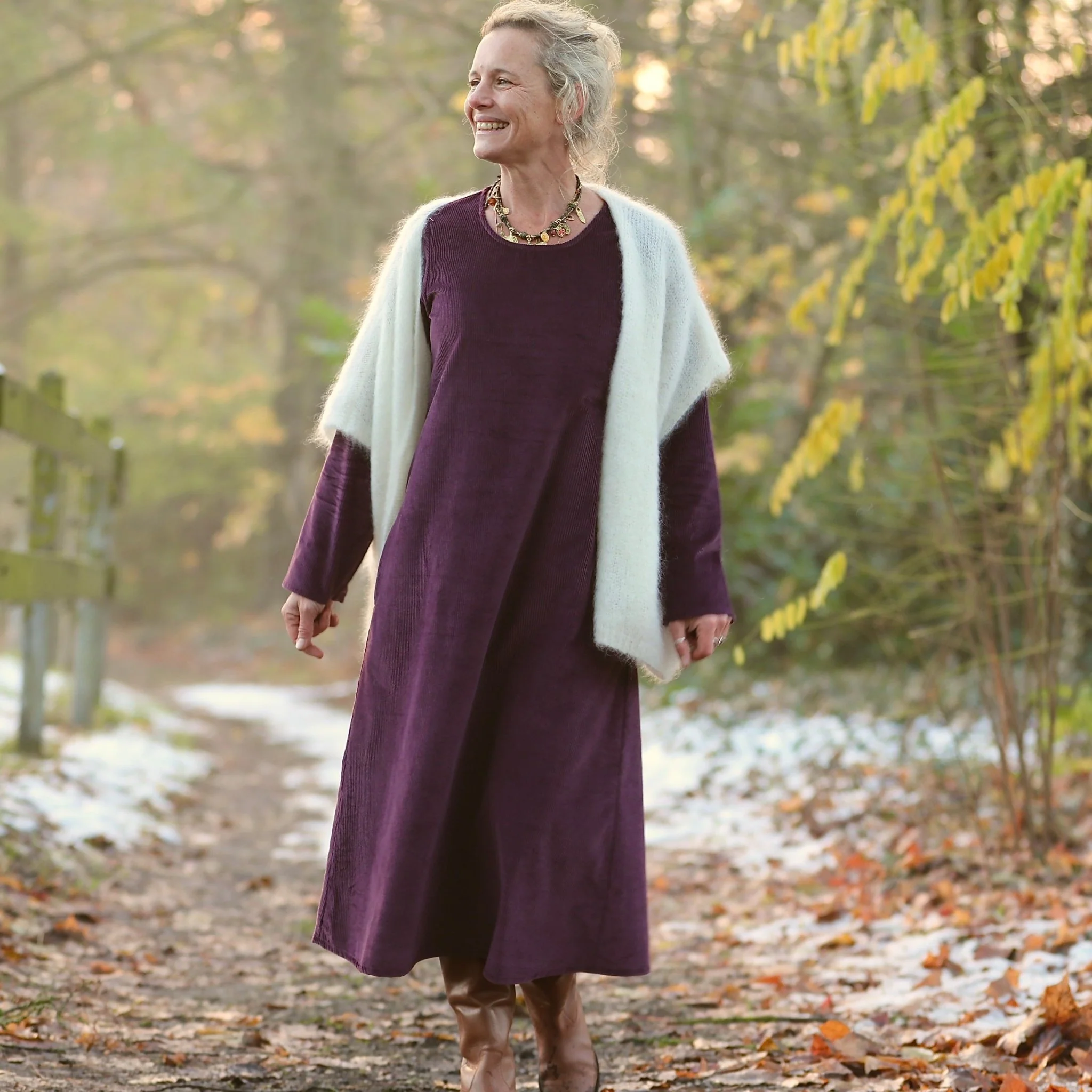 Robe Armande – velours côtelé prune