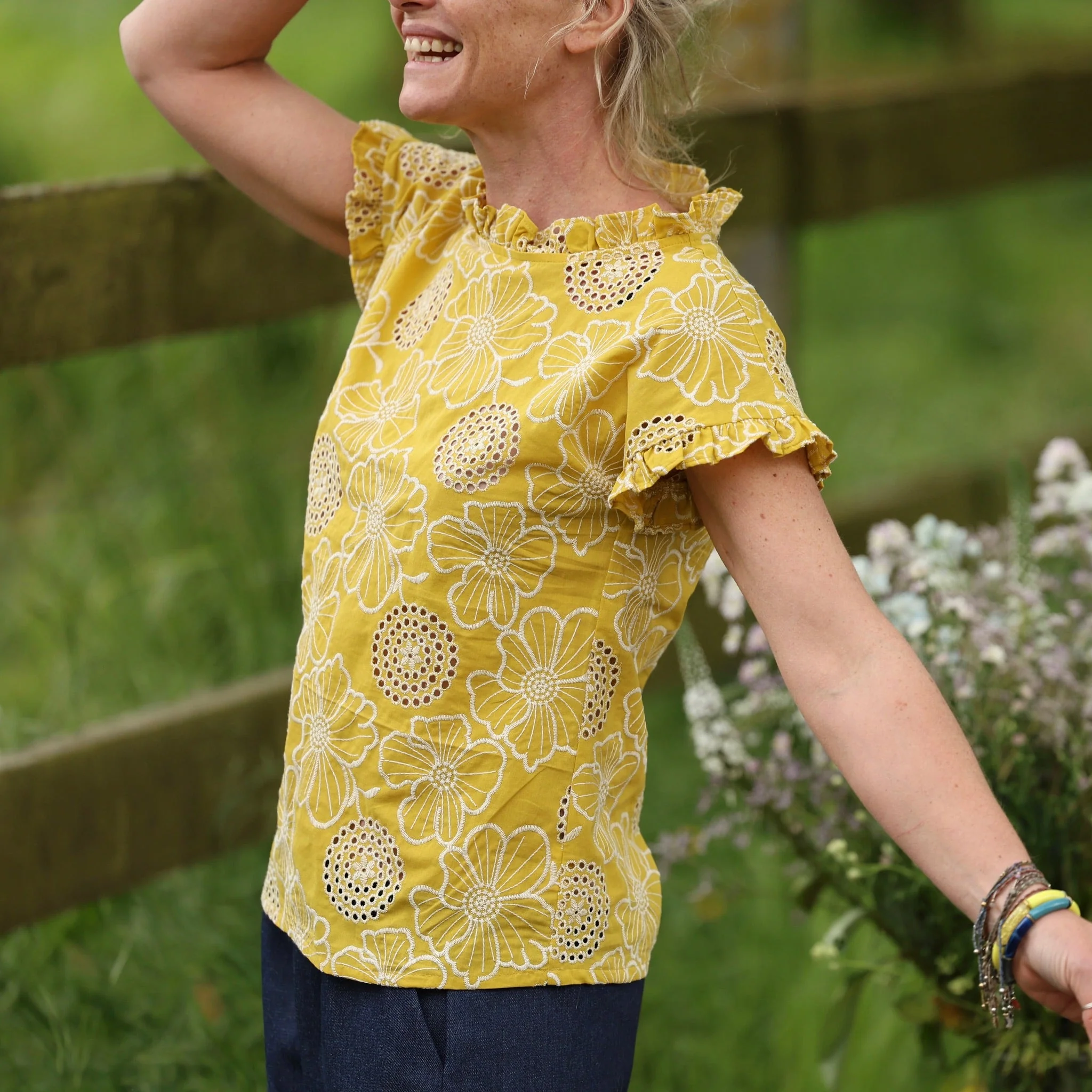 Blouse Camélia – Broderie bouton d'or - Image 6