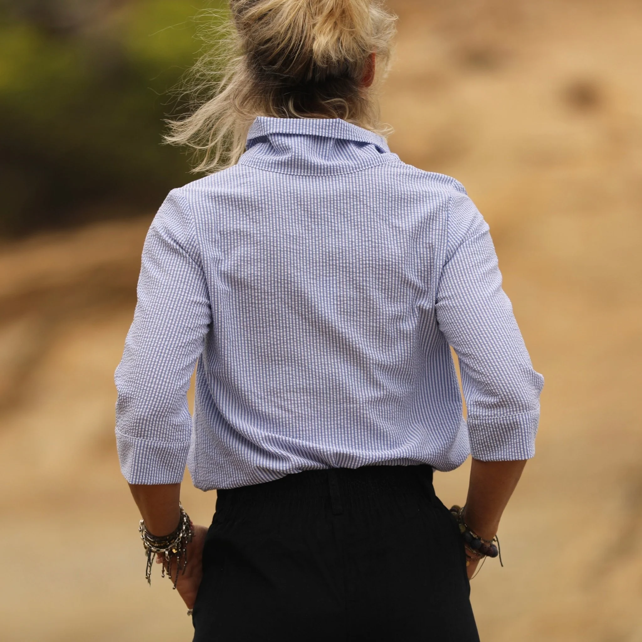 Blouse Catherine en seersucker de coton bleu/blanc - Image 9