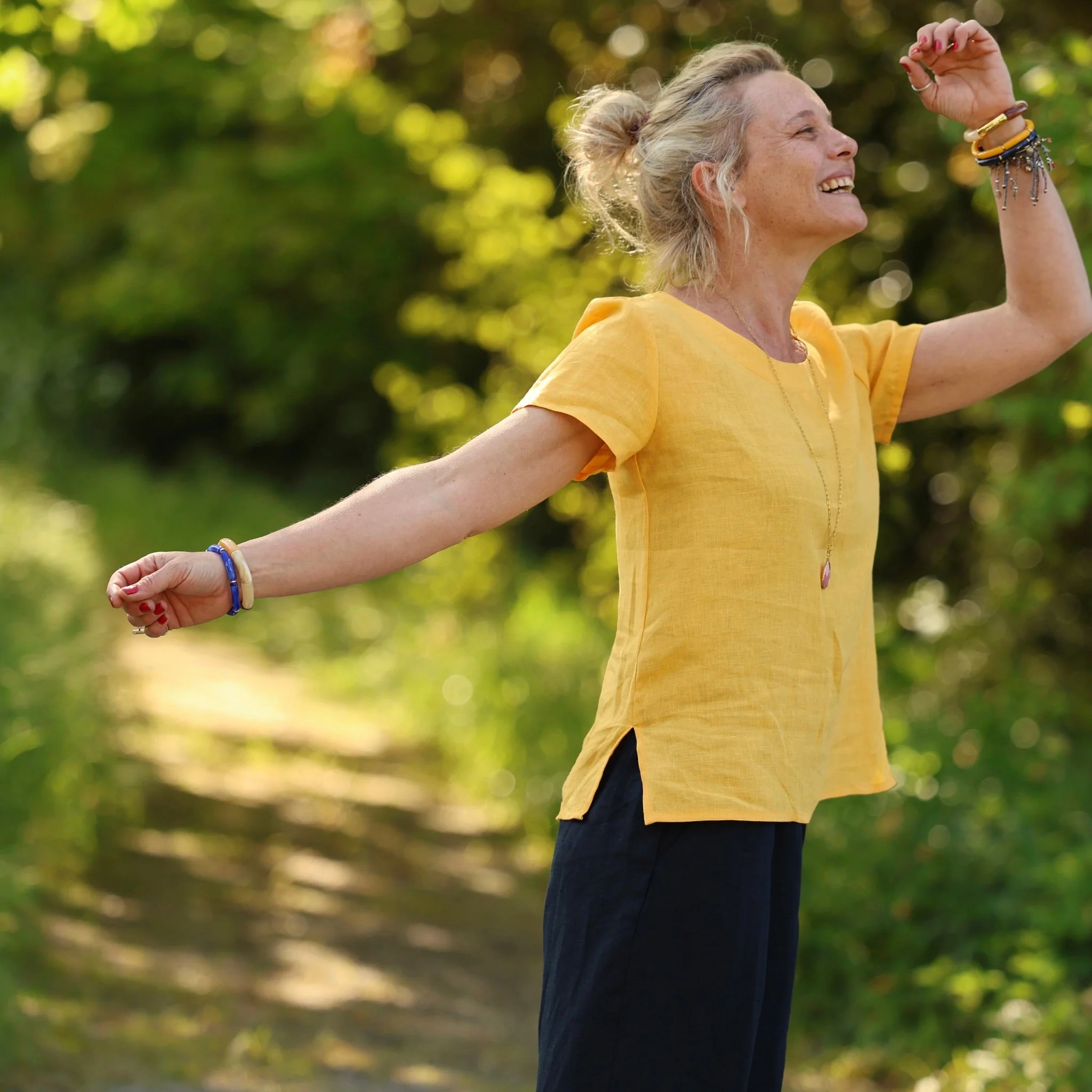 Blouse Emeline en lin soleil - Image 10