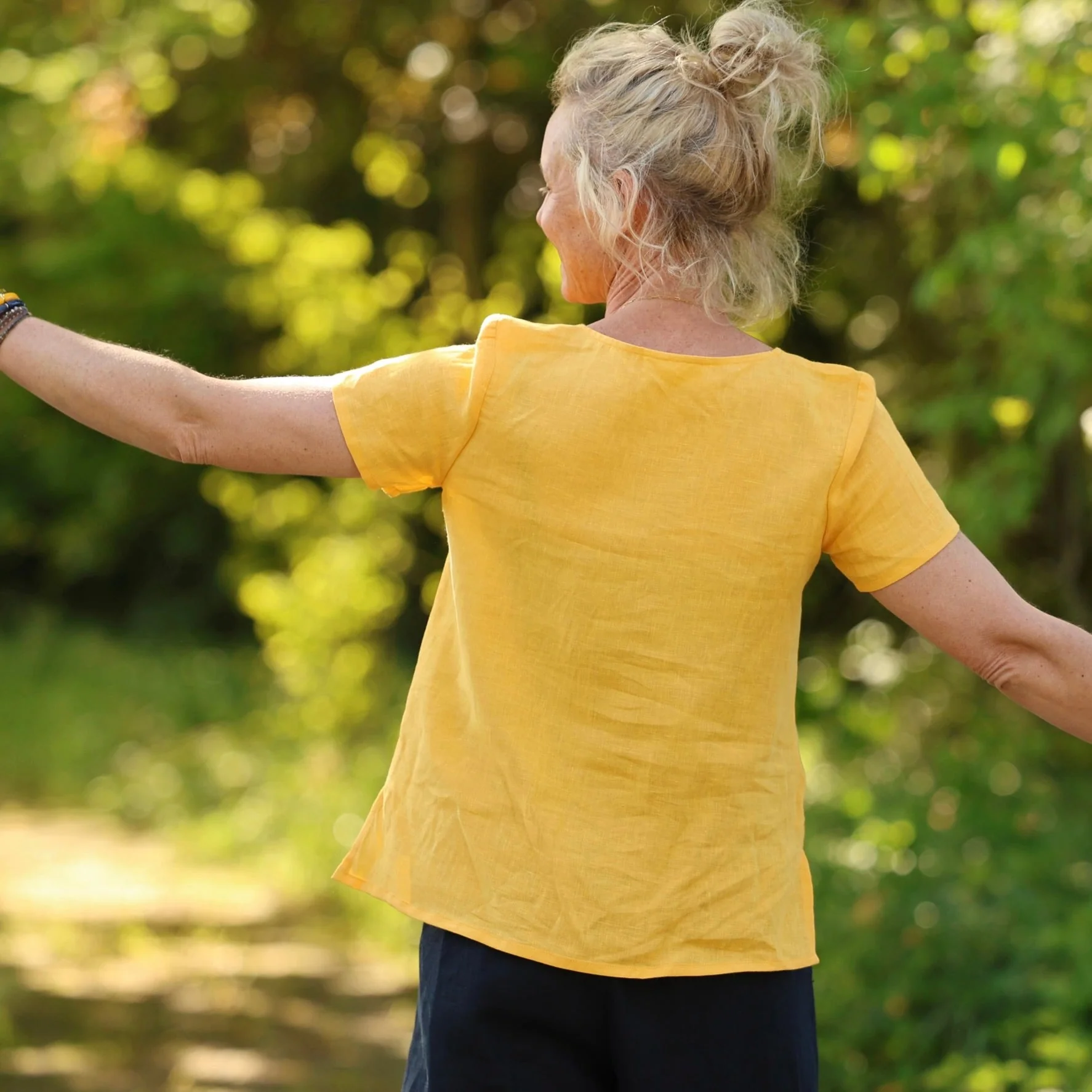 Blouse Emeline en lin soleil - Image 3