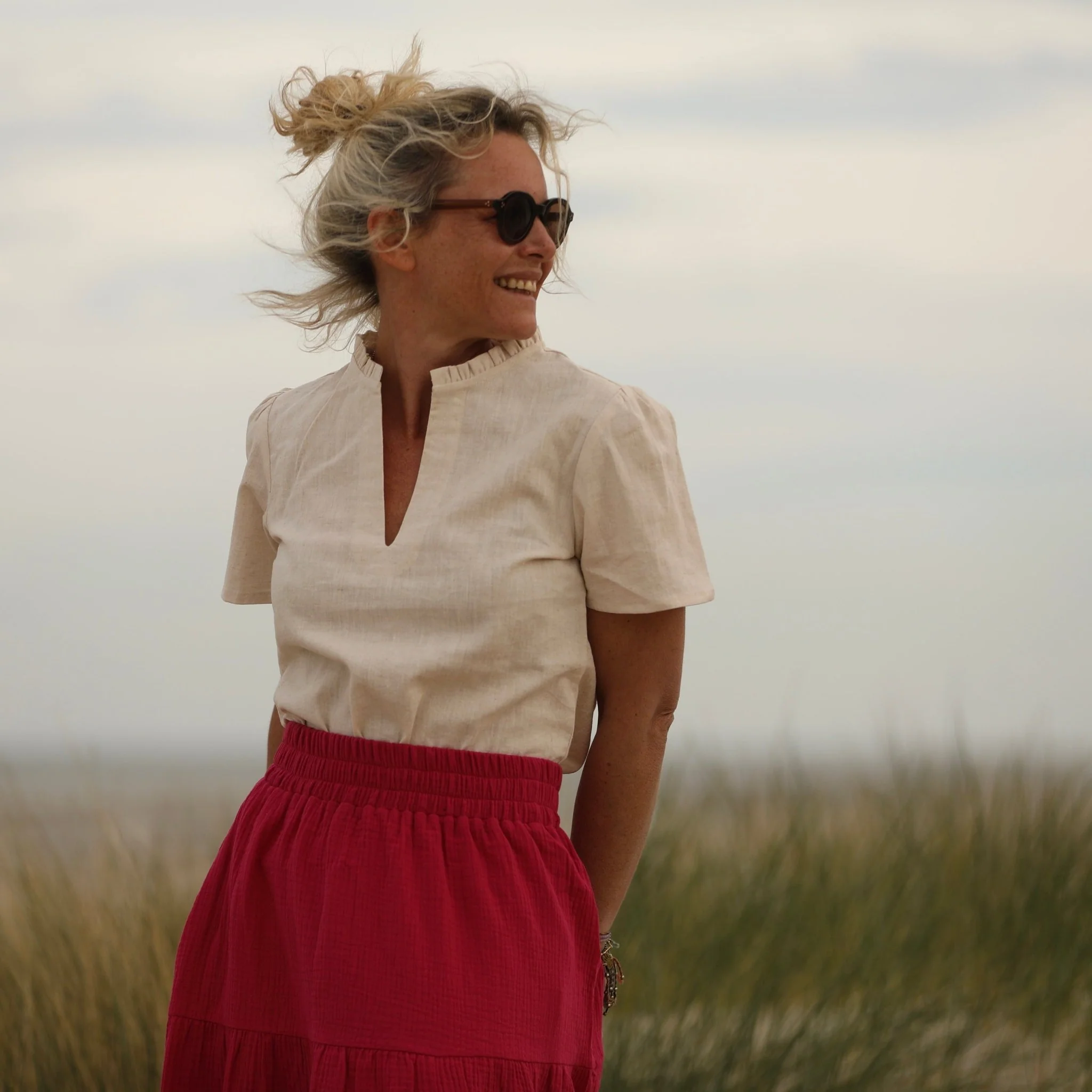 Blouse Ernestine en lin naturel - Image 11