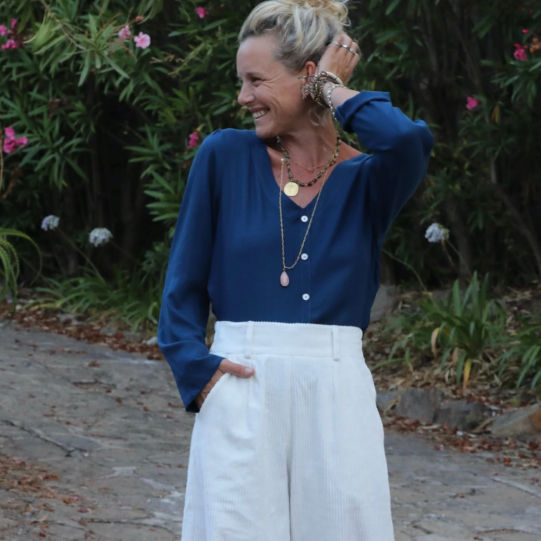 Blouse Flora - viscose bleu indigo - Image 9