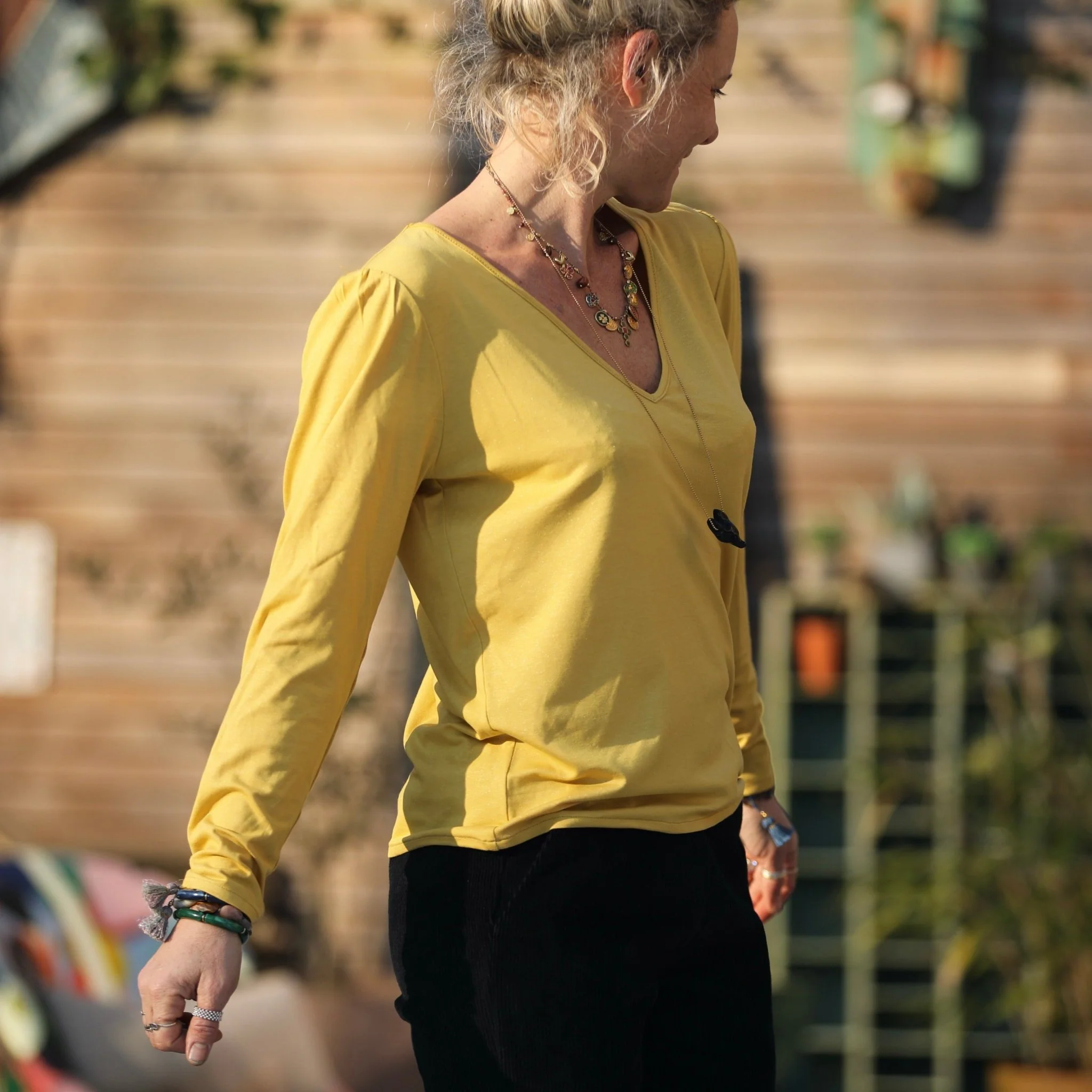 Blouse Lalou jersey de viscose jaune pailleté - Image 7