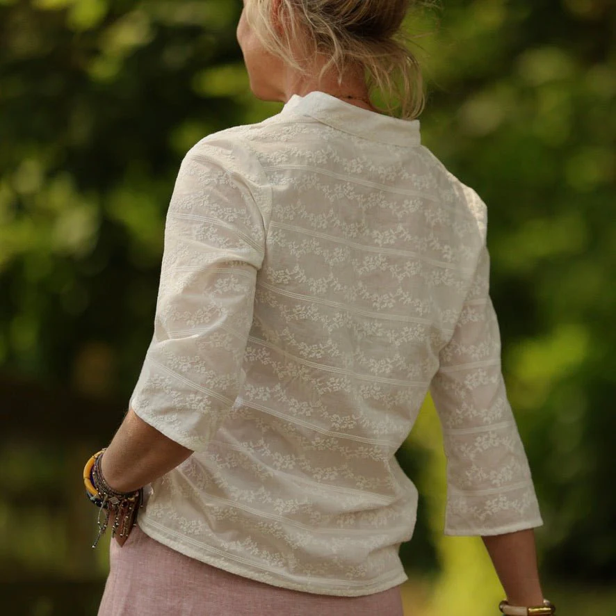 Blouse Madeleine – Broderie point de croix fleuri - Image 5