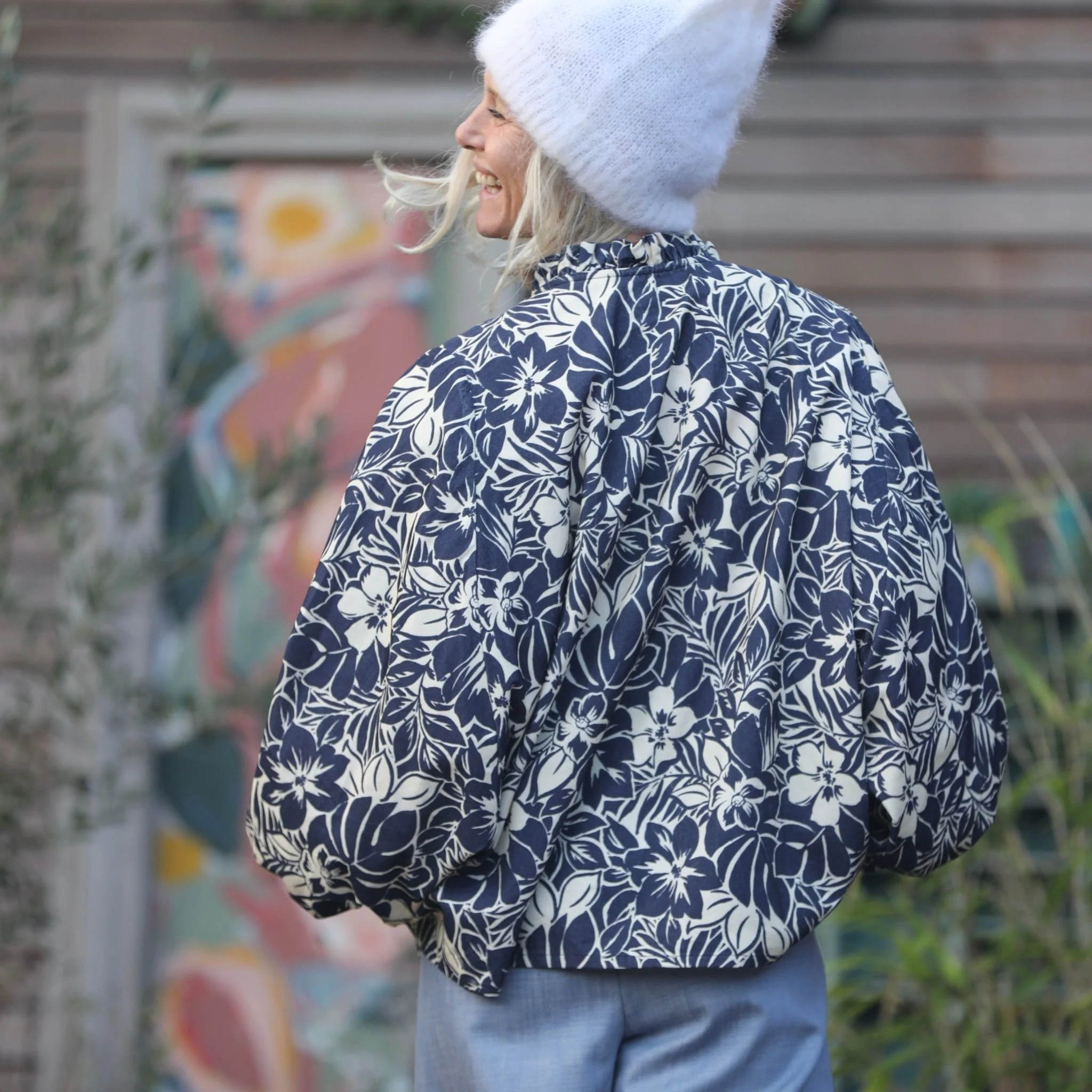 Blouse Miléna - velours milleraies fleuri marine - Image 3