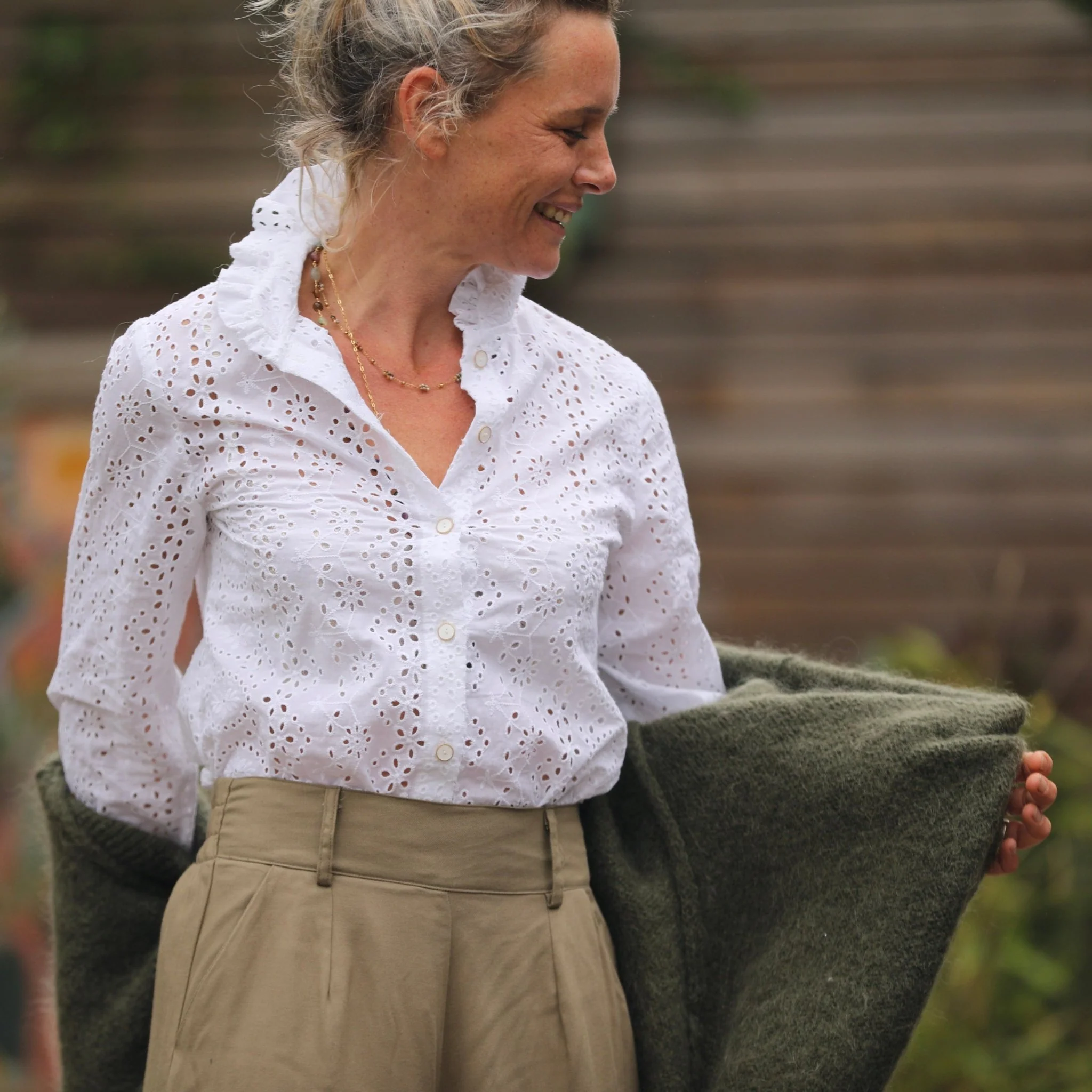 Blouse Marthe -  broderie fleurie blanc cassé - Image 8