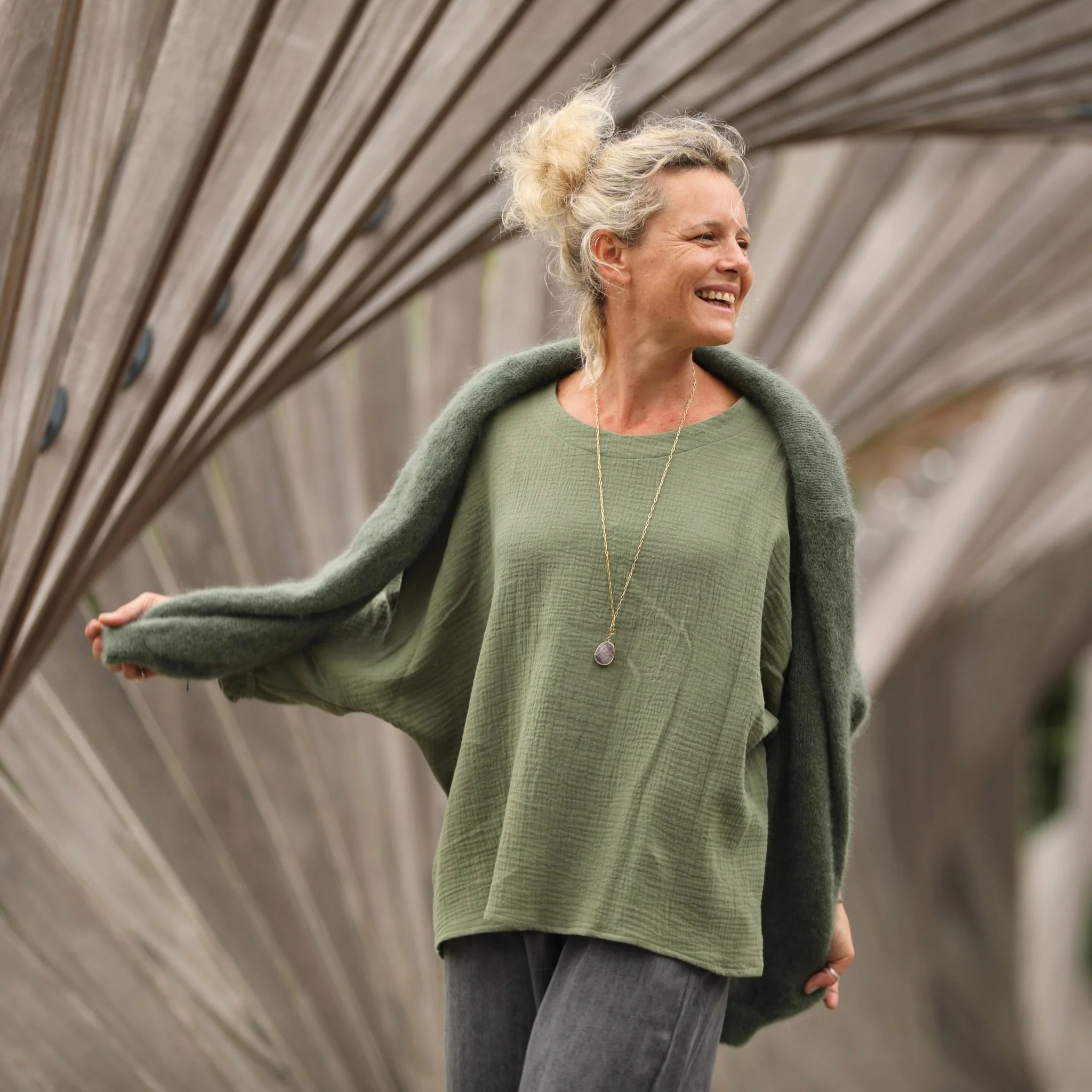 Blouse Naomie - double gaze de coton vert ortie - Image 3