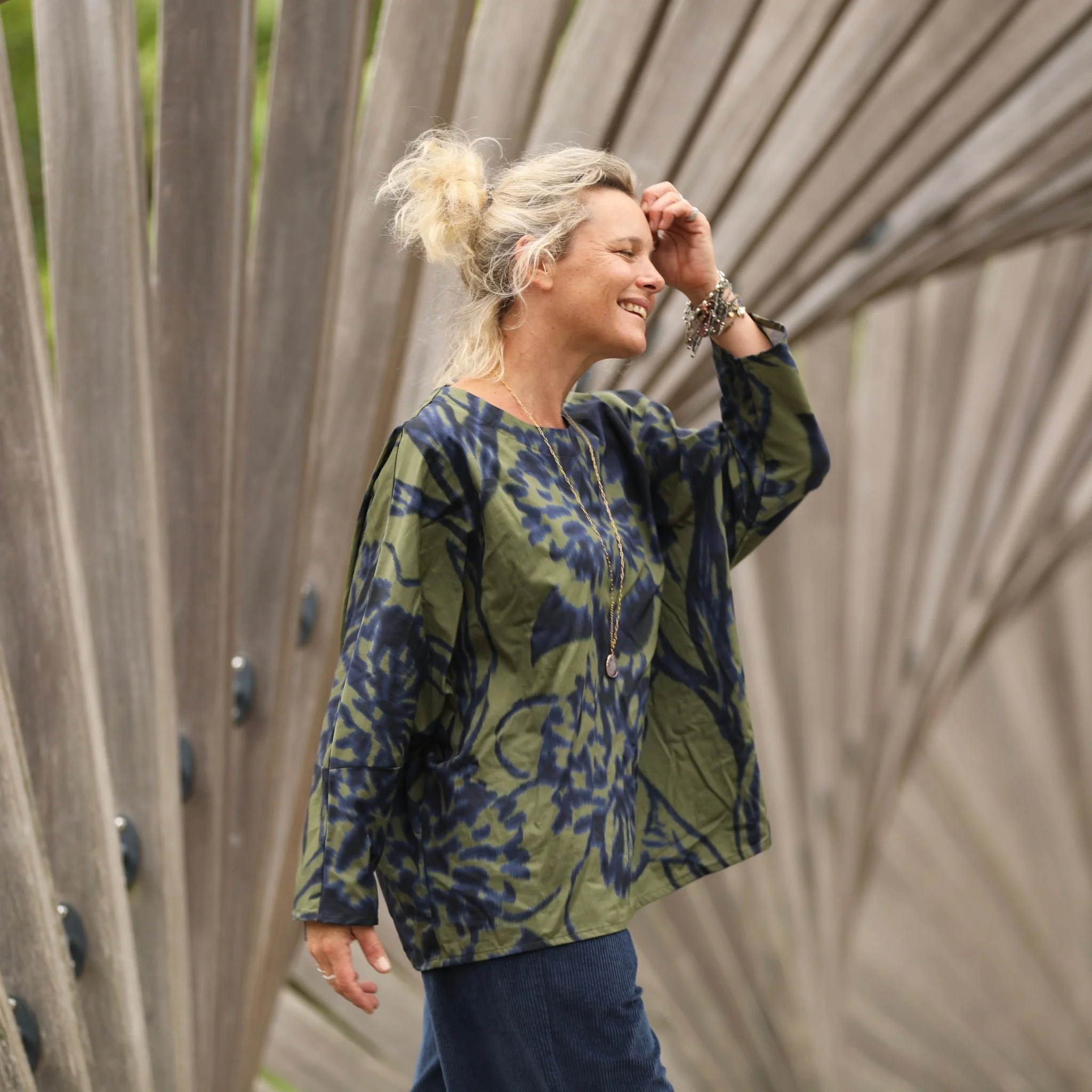 Blouse Naomie -  satin de coton Ondée botanique - Image 4