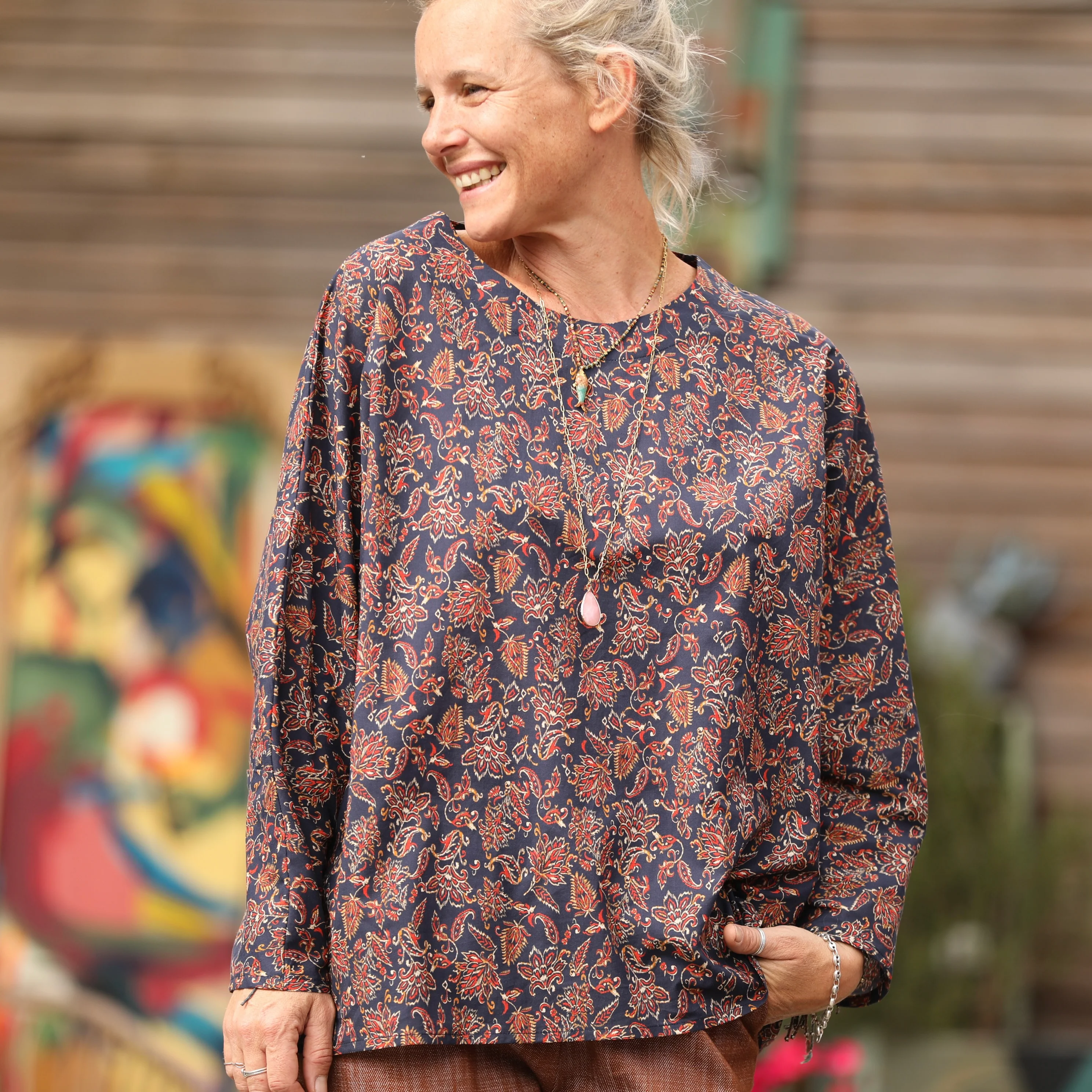 Blouse Naomie - voile de coton Marine & Fleur de Sable - Image 11