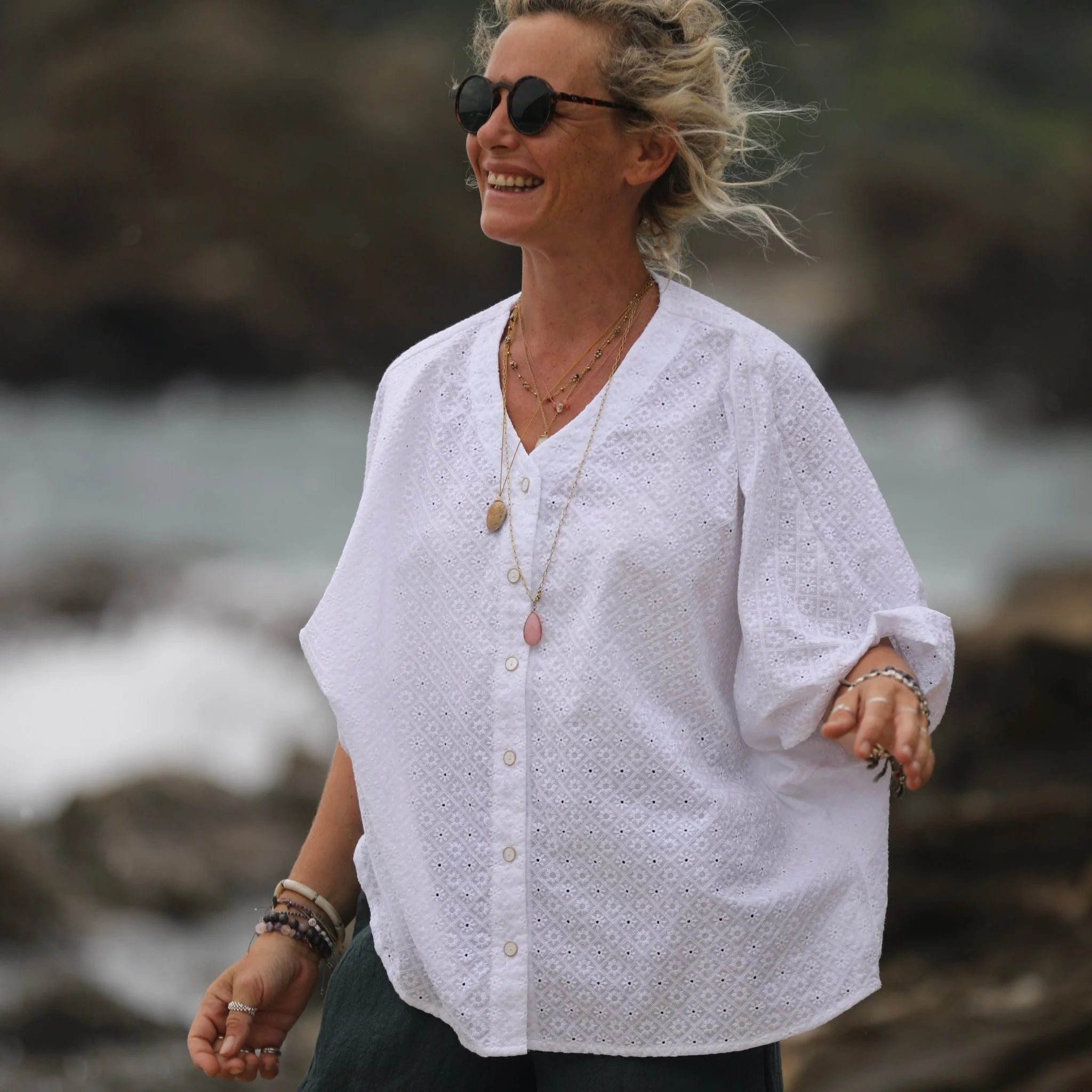 Blouse Yoko - broderie en voile de coton damier de fleurs - Image 12
