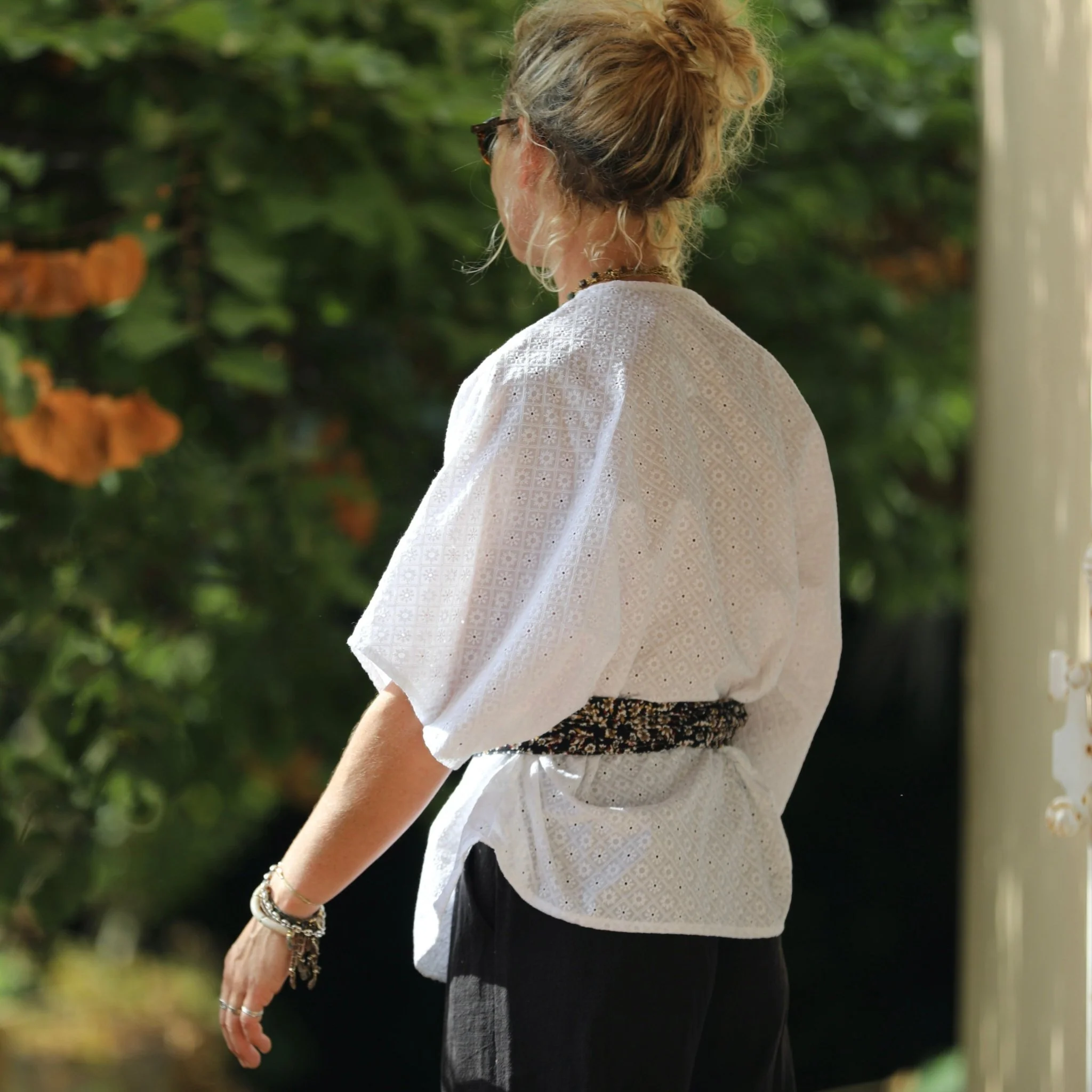 Blouse Yoko - broderie en voile de coton damier de fleurs - Image 8