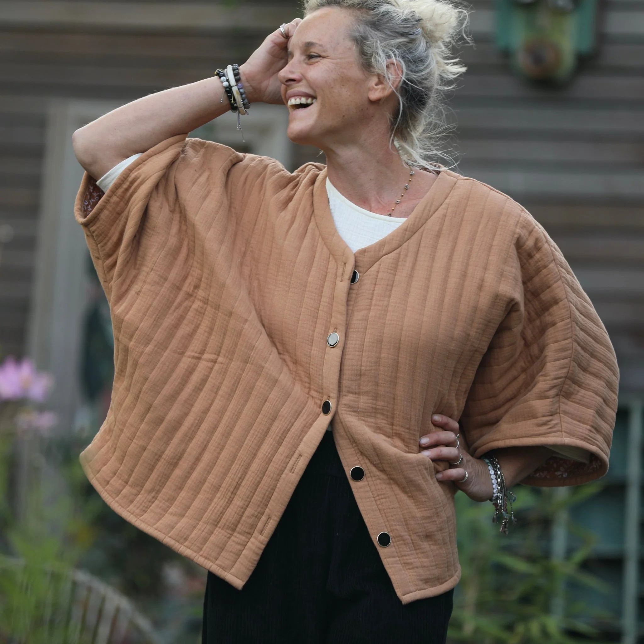 Veste kimono Yoko - double gaze de coton matelassé cassonnade/envers fleuri