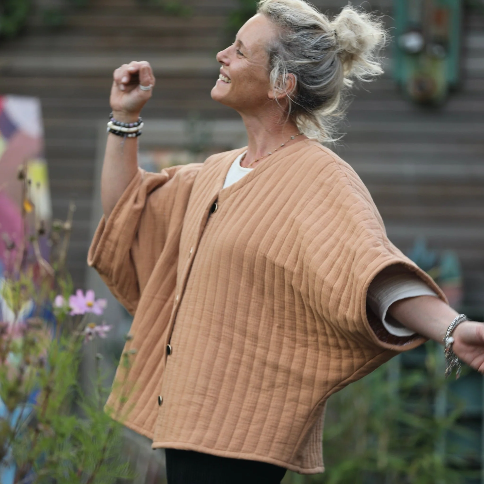 Veste kimono Yoko - double gaze de coton matelassé cassonnade/envers fleuri - Image 4