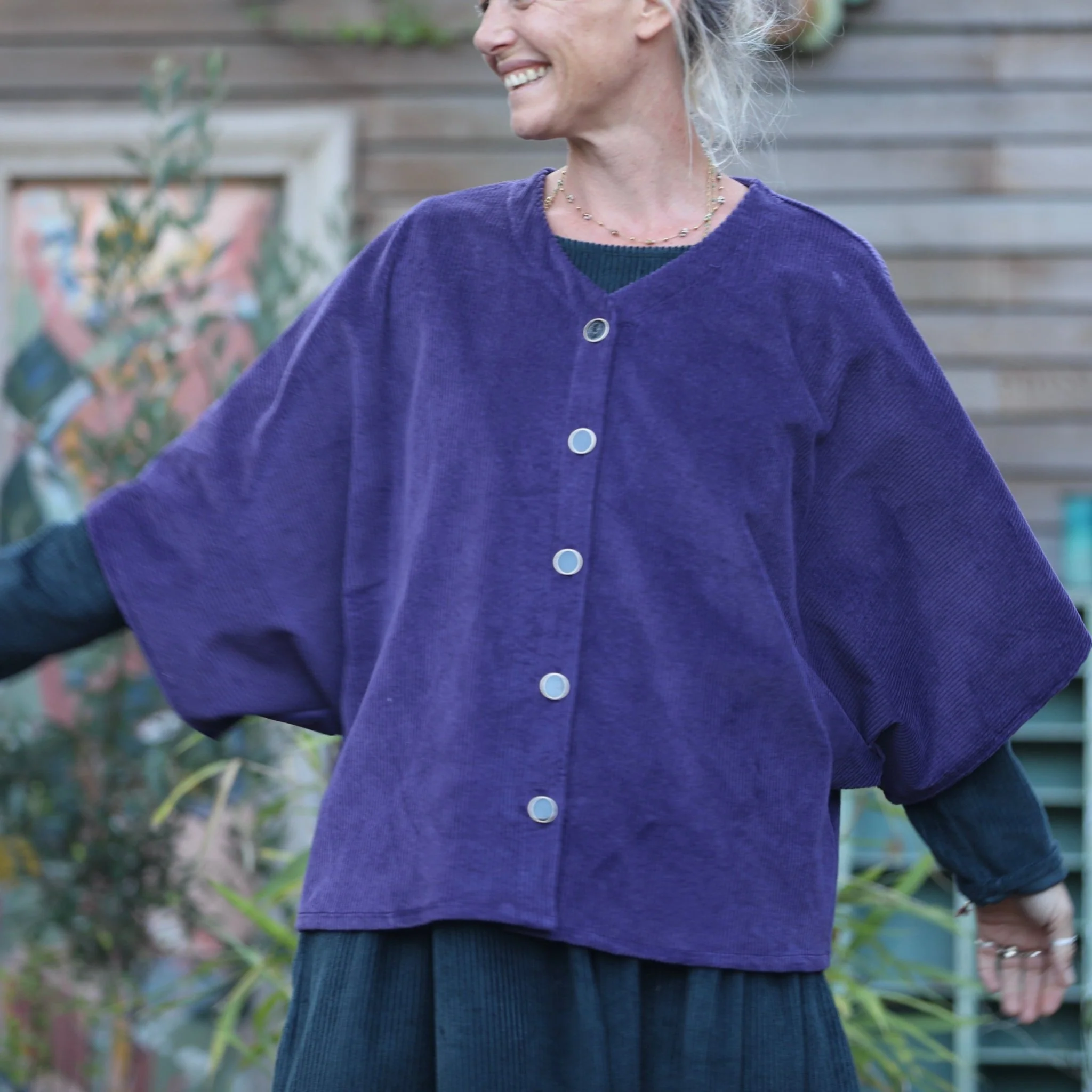 Veste kimono Yoko - velours côtelé prune - boutons émaillés noirs - Image 5