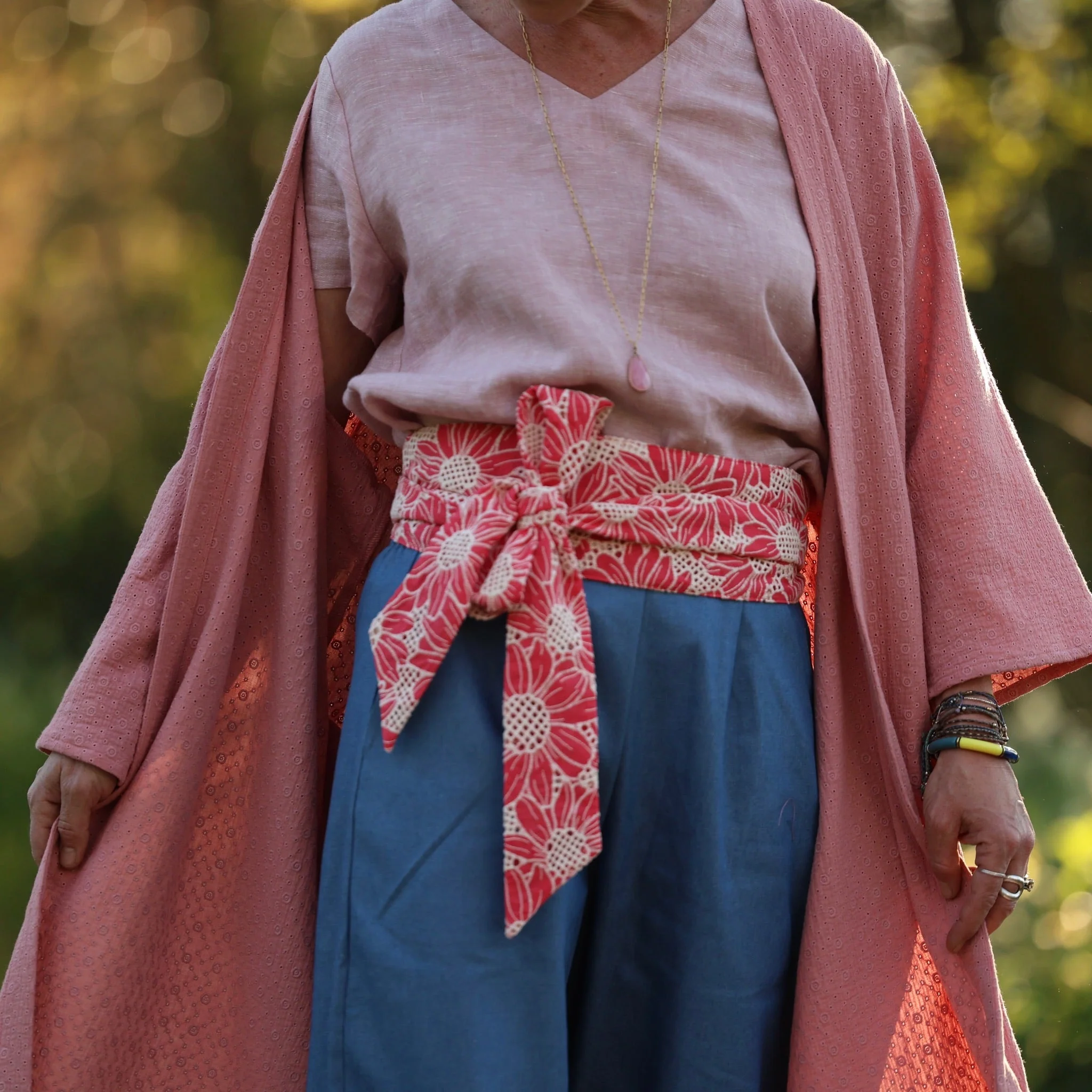 Calixte - Double gaze de coton brodé rose boisé - Image 16