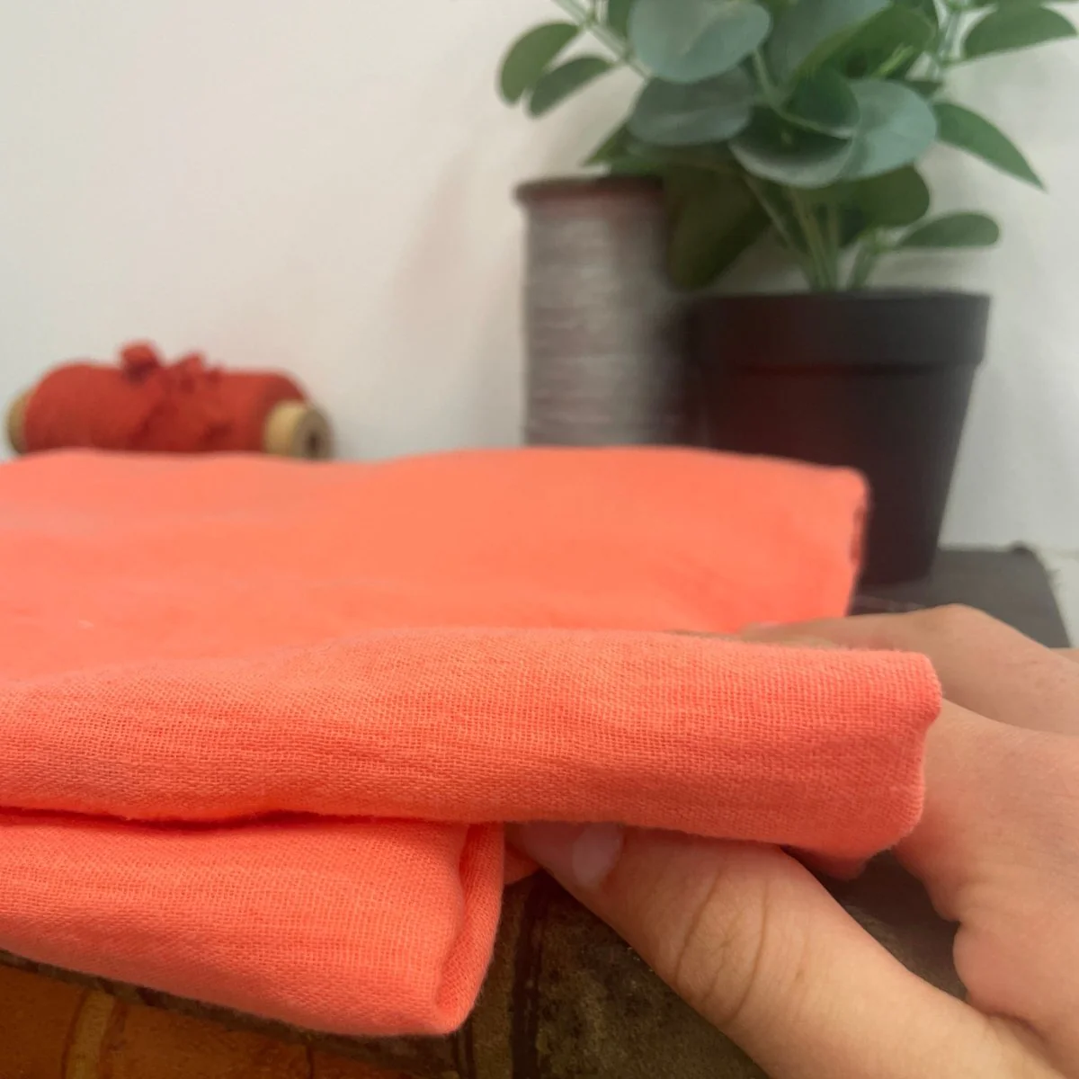 coupon - double gaz de coton orange corail 130x110-C68 - Image 2