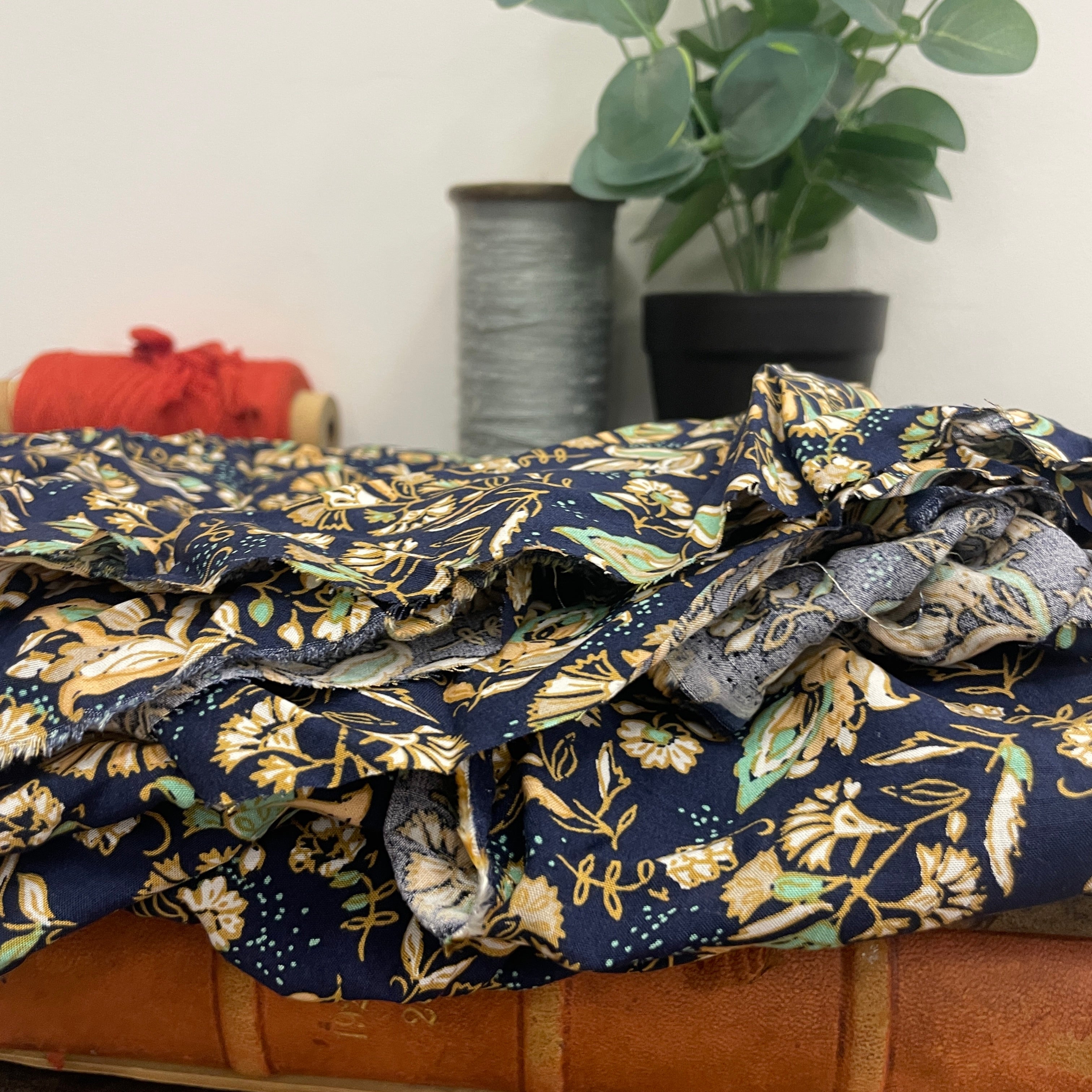 Coupon - imprimé en France 100% viscose 110x150-A31