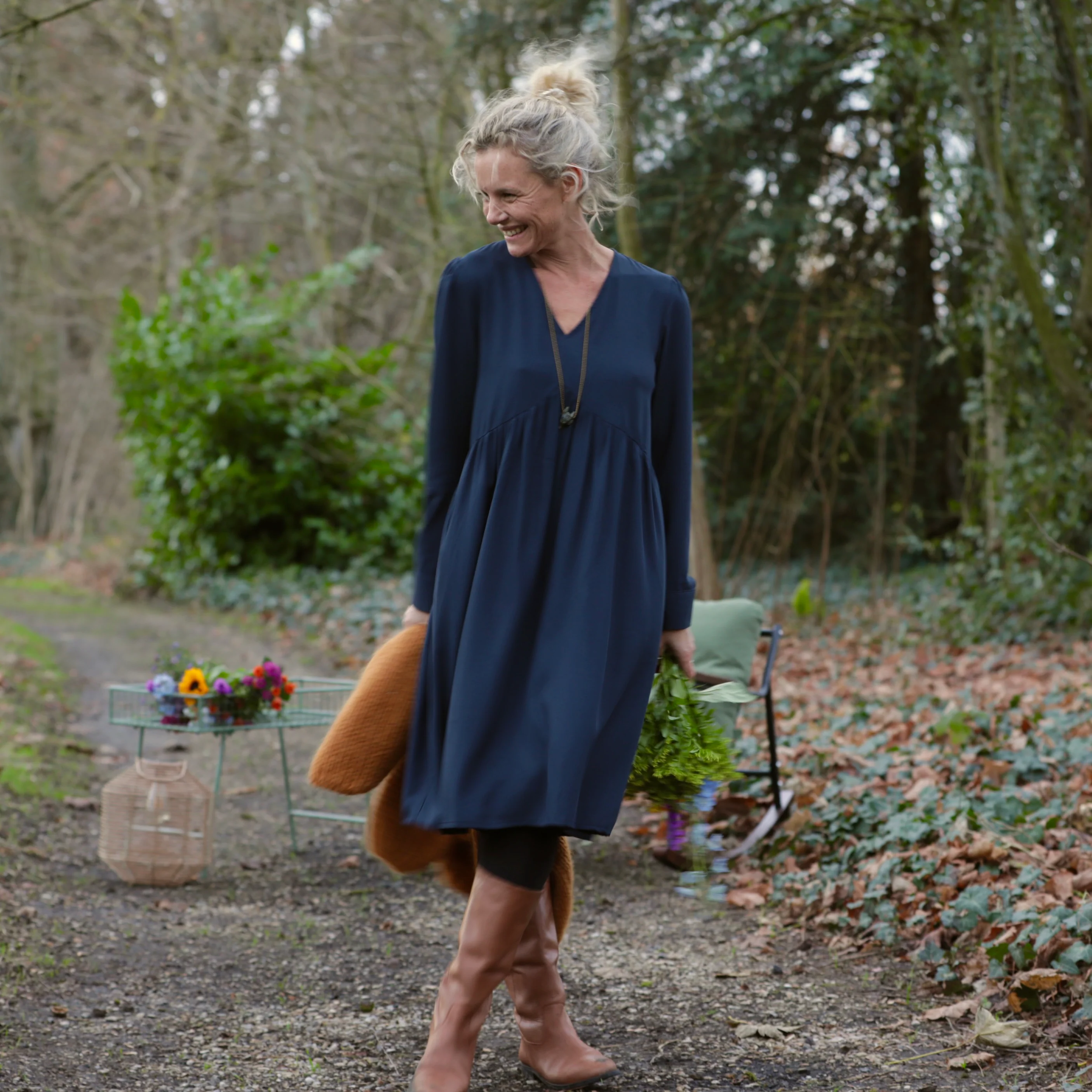 Robe Edonie coupe midi - Sergé de viscose marine - Image 4