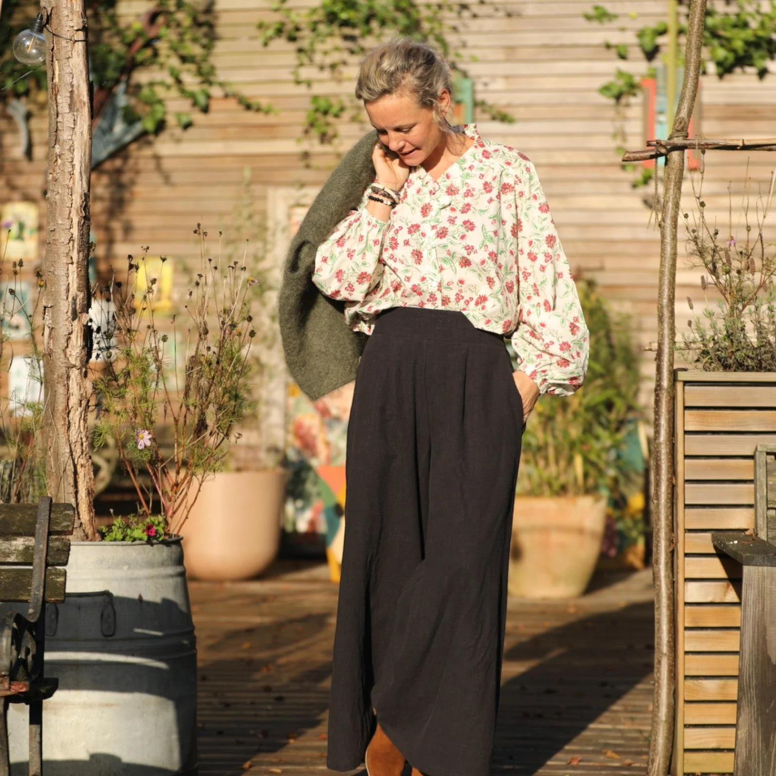 Jupe culotte Arielle en lin stone wash noir - Image 5