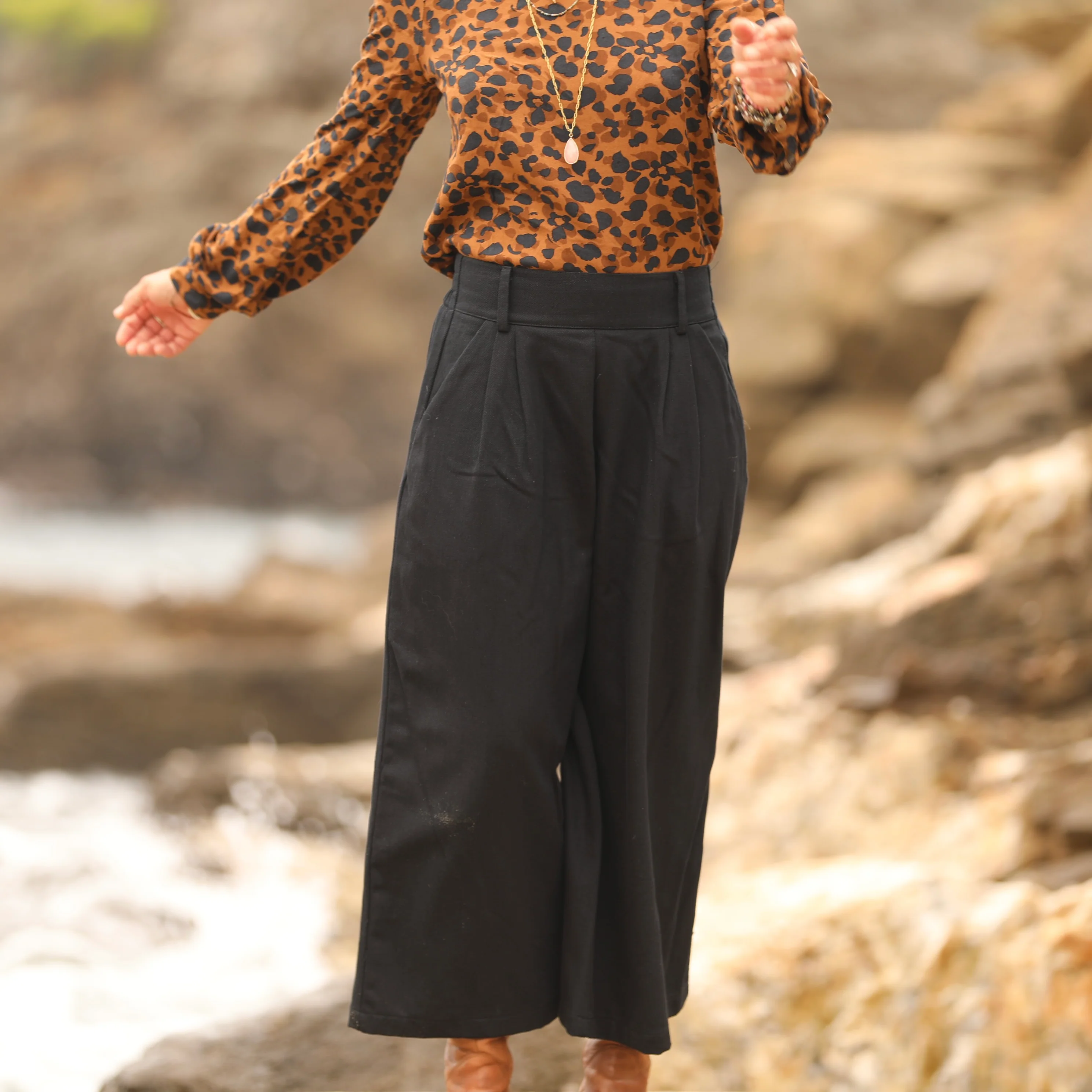 Jupe culotte Margot - sergé de coton noir - Image 7