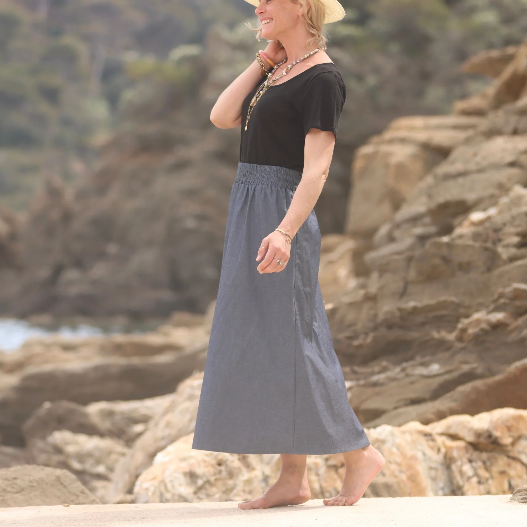 Jupe longue en jean bleu stone Gaïa - Quintessence