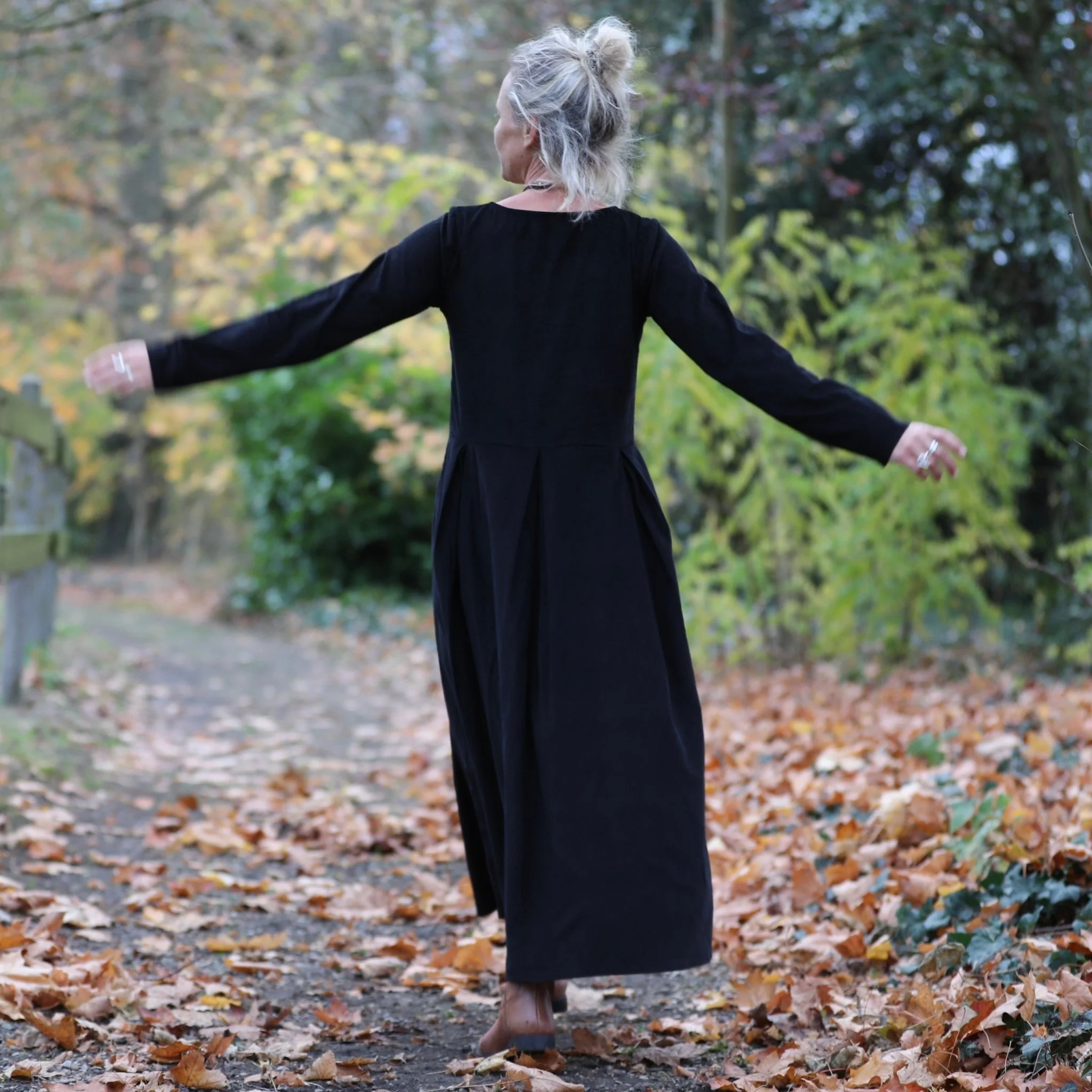 Robe Louisa - velours milleraies noir - Image 3