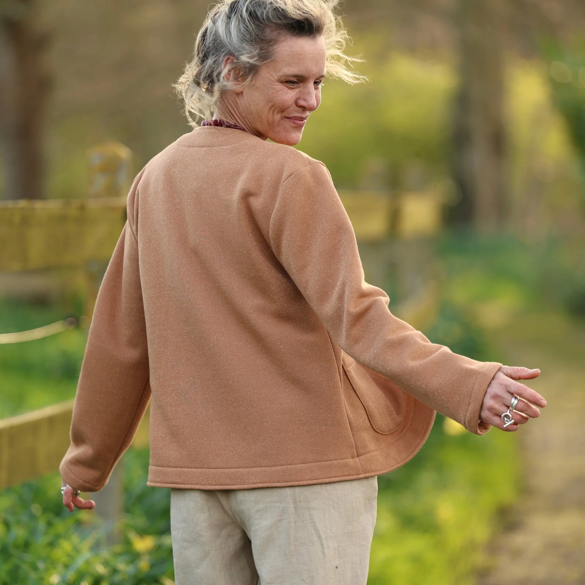 Veste Nathalie – Camel pailleté - Image 4