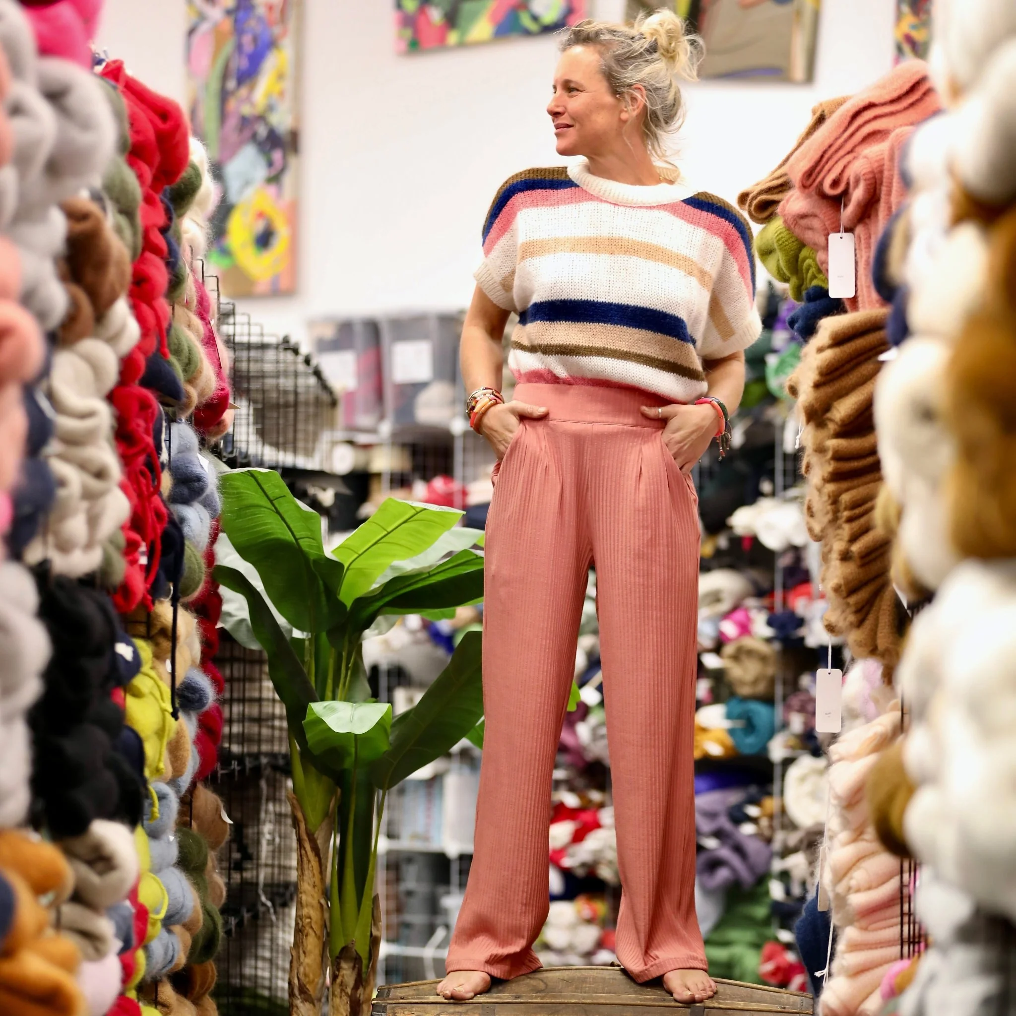 Le Pantalon Cocoon Louis — jersey côtelé rose boisé - Image 6