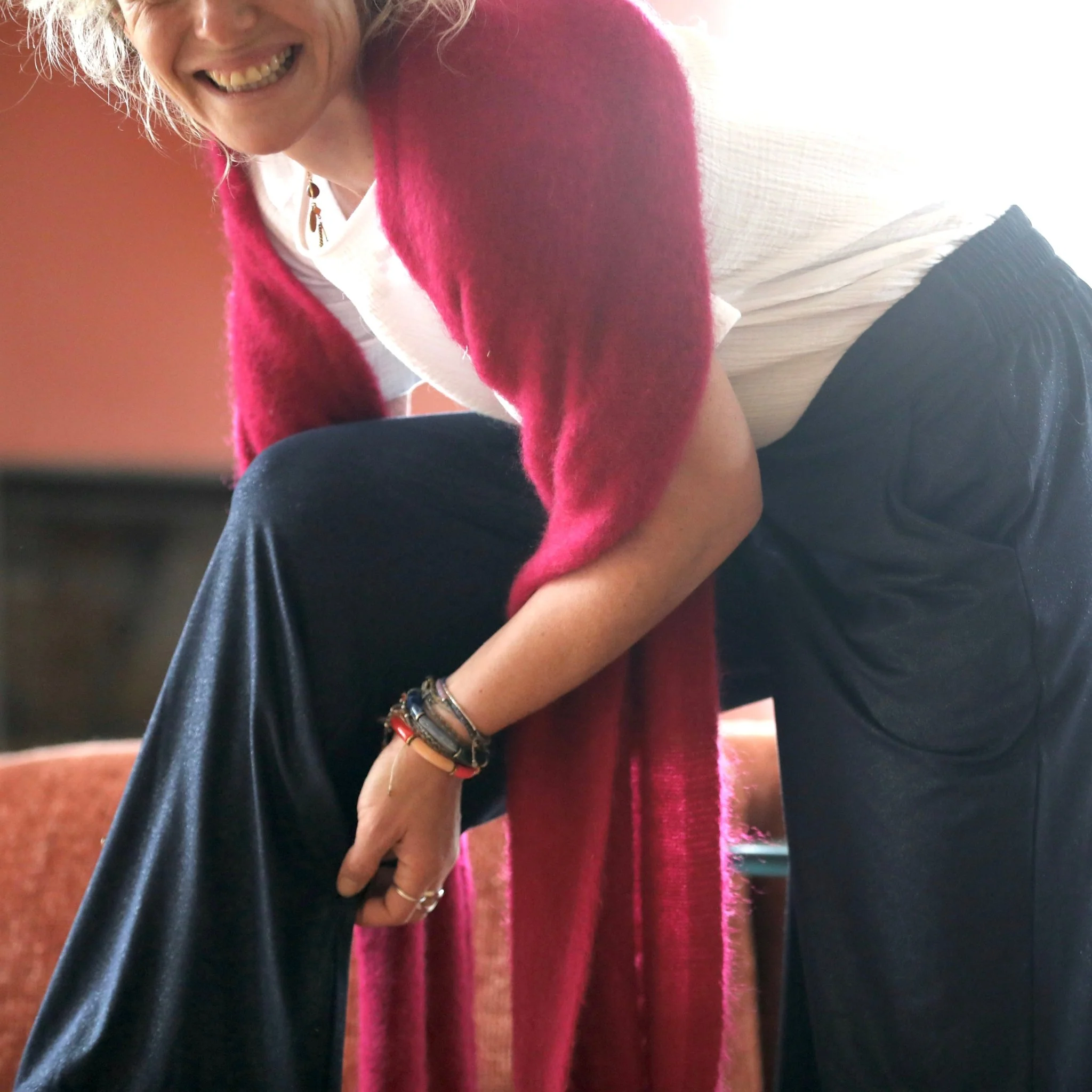 Le Pantalon Cocoon Louis — jersey scintillant marine - Image 3