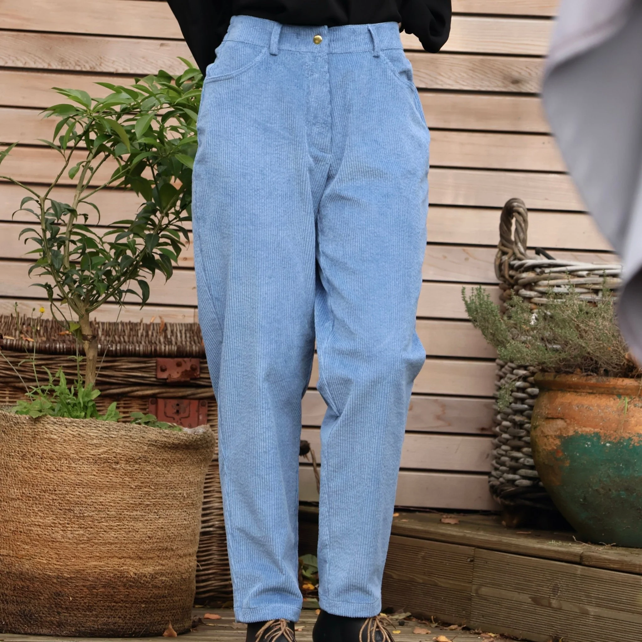 Pantalon Enzo - velours côtelé bleu doux - Image 6