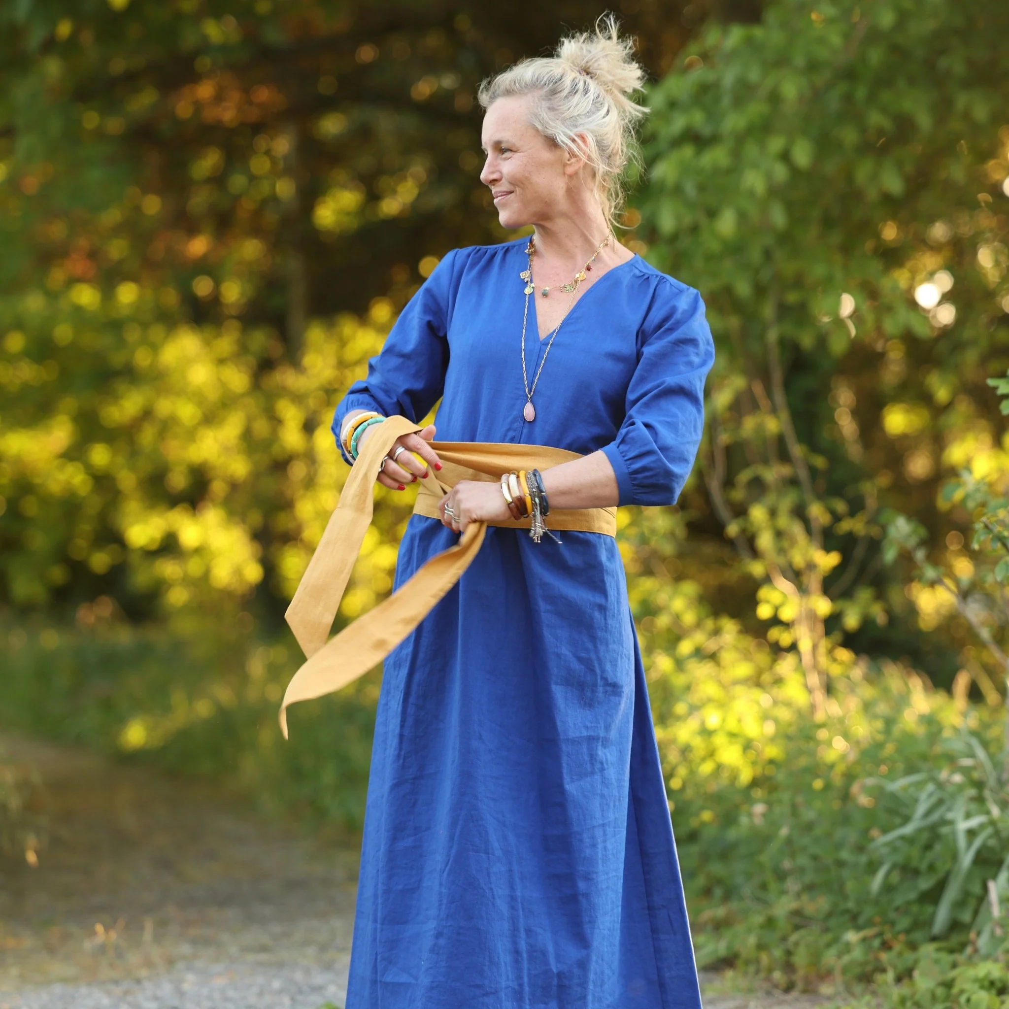 Robe Agathe - Lin Bleu majorelle - Image 8