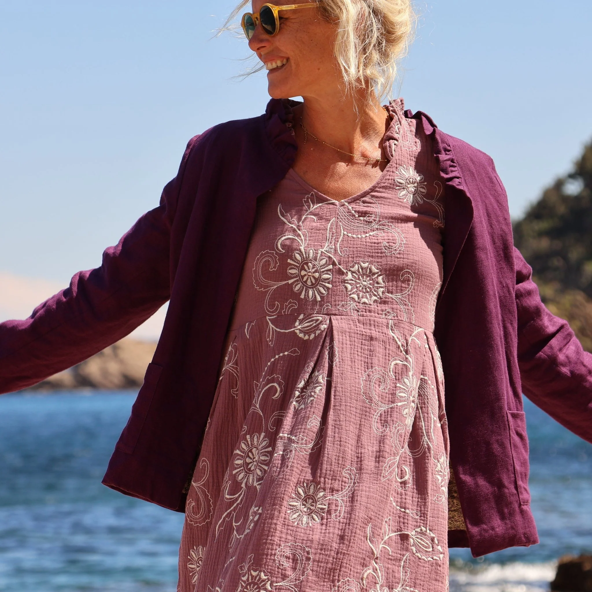 Robe Aria - double gaze de coton brodée parme - Image 4