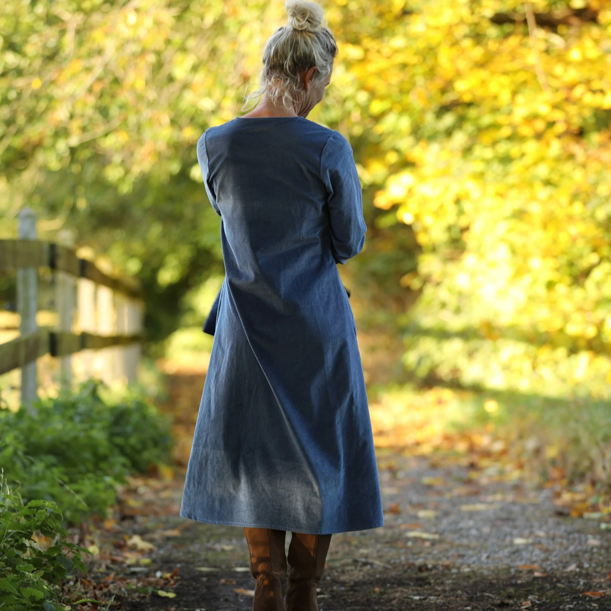 Robe Armande – velours côtelé bleu officier - Image 5