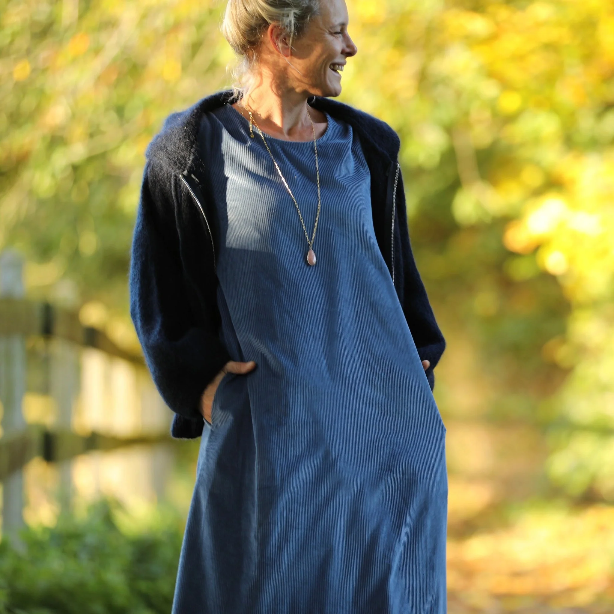 Robe Armande – velours côtelé bleu officier - Image 6