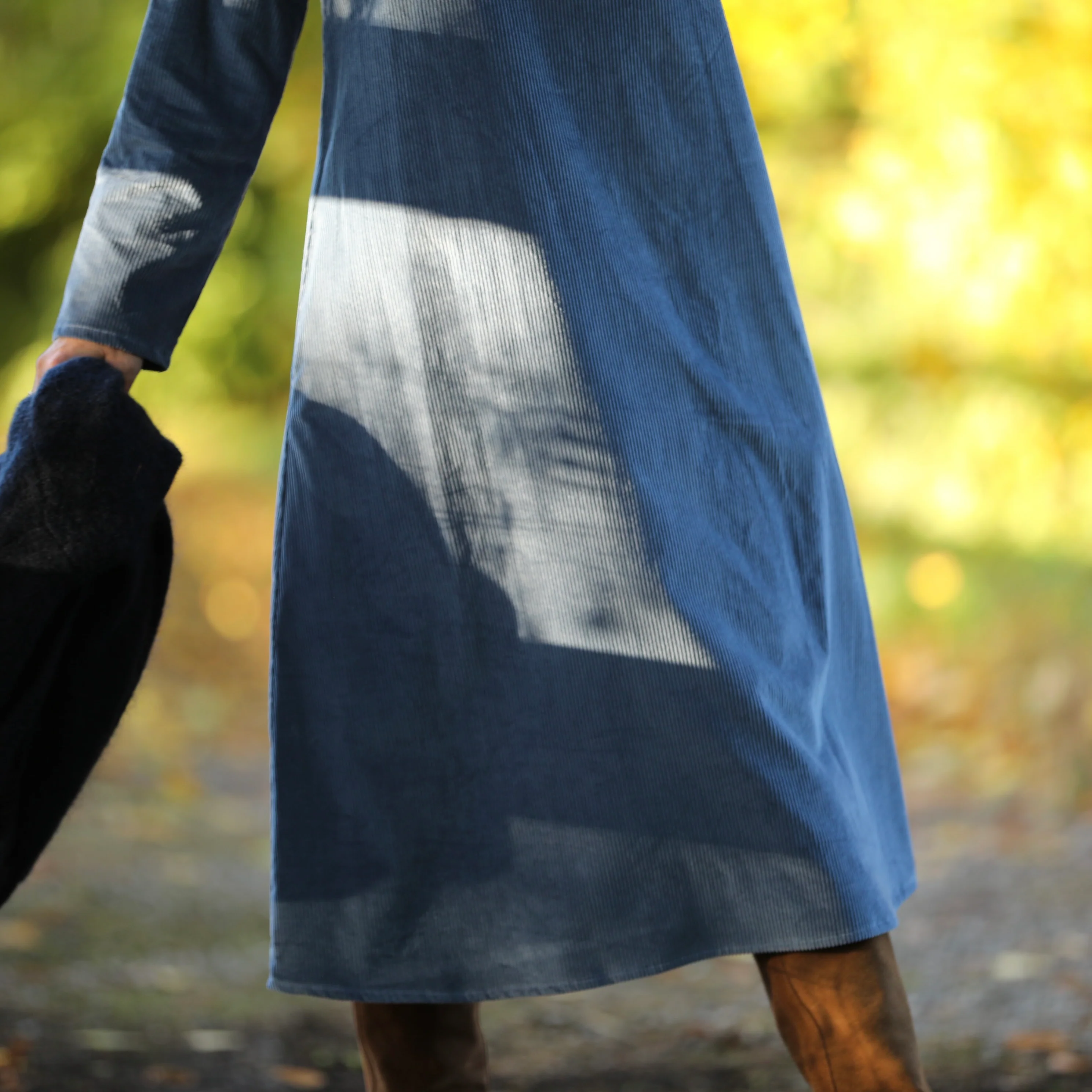 Robe Armande – velours côtelé bleu officier - Image 8