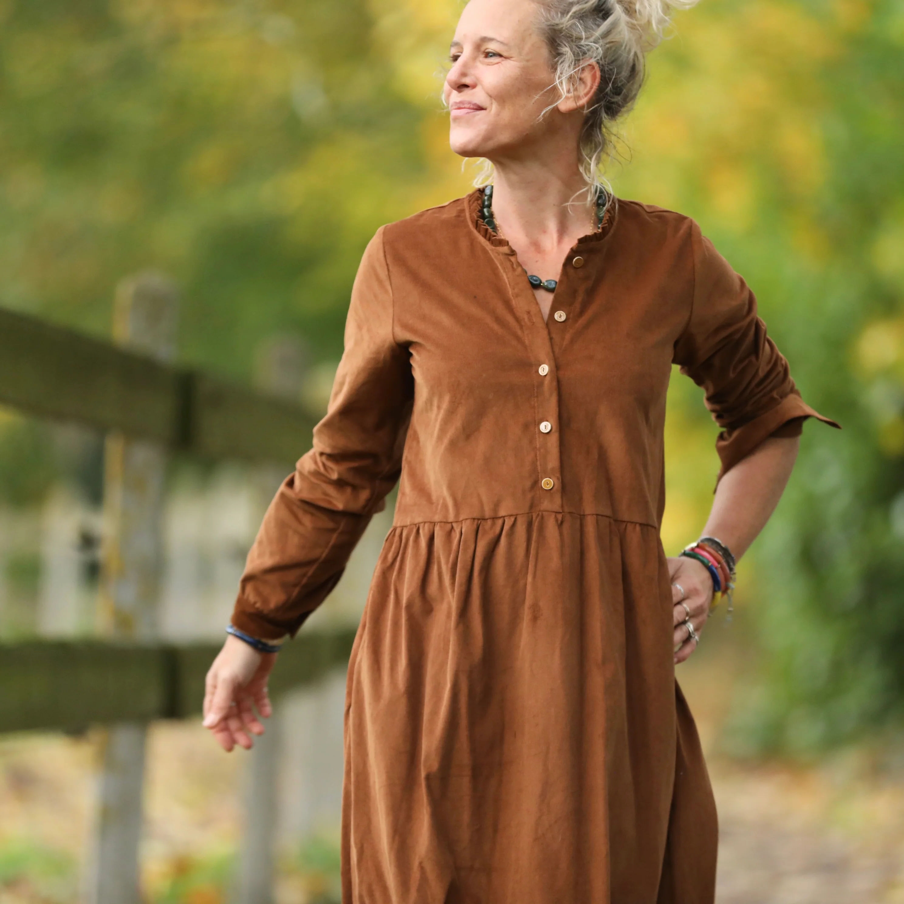Robe Aurélia - velours milleraies écureuil - Image 4