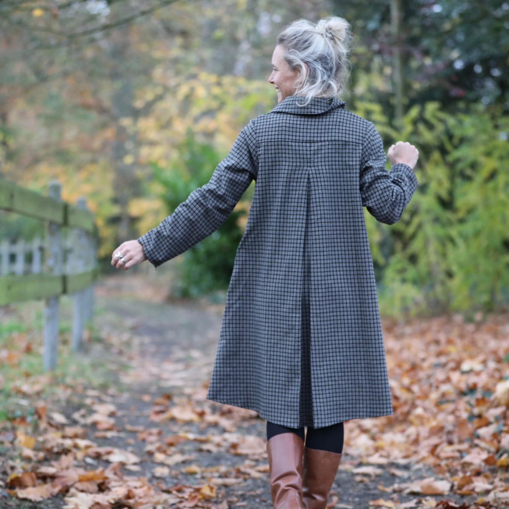 Robe Carole – flanelle de coton à carreaux grisés - Image 3