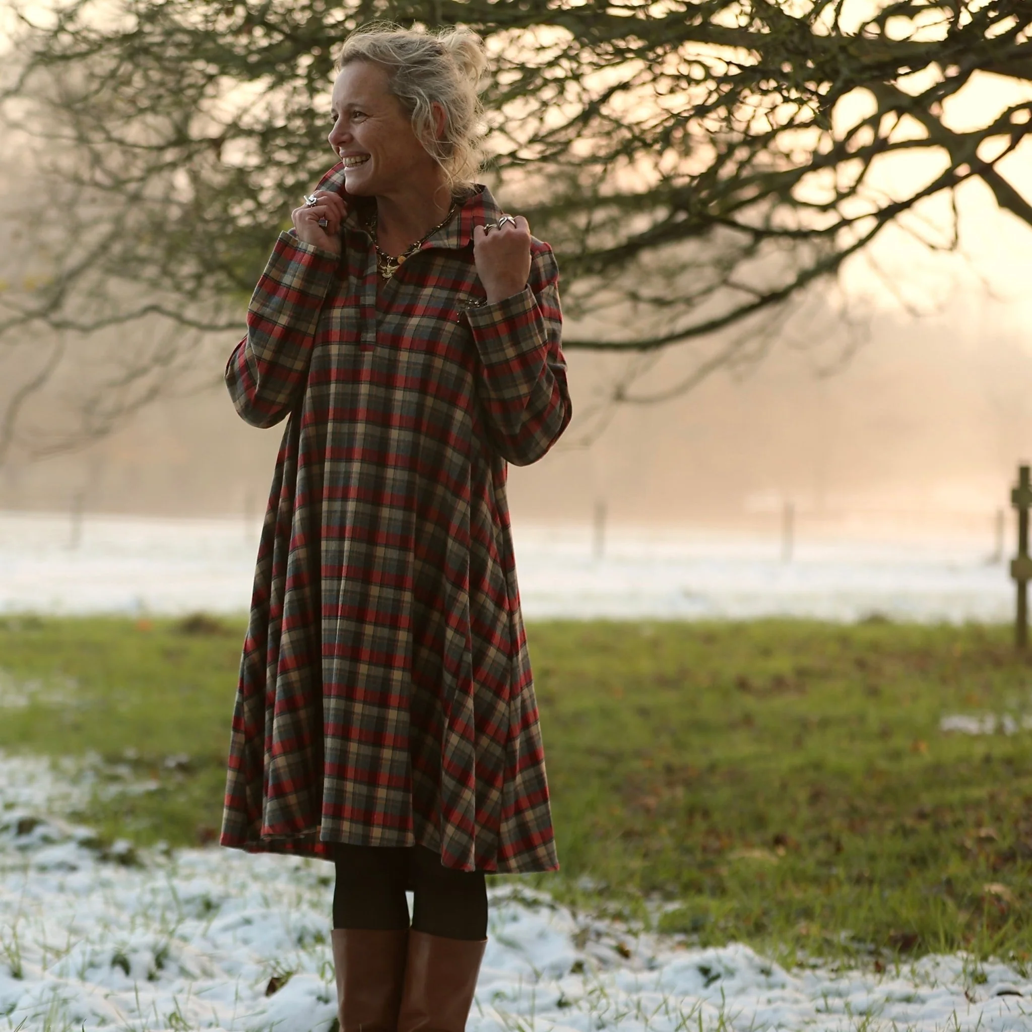 Robe Carole – flanelle de coton tartan érable rouge - Image 4