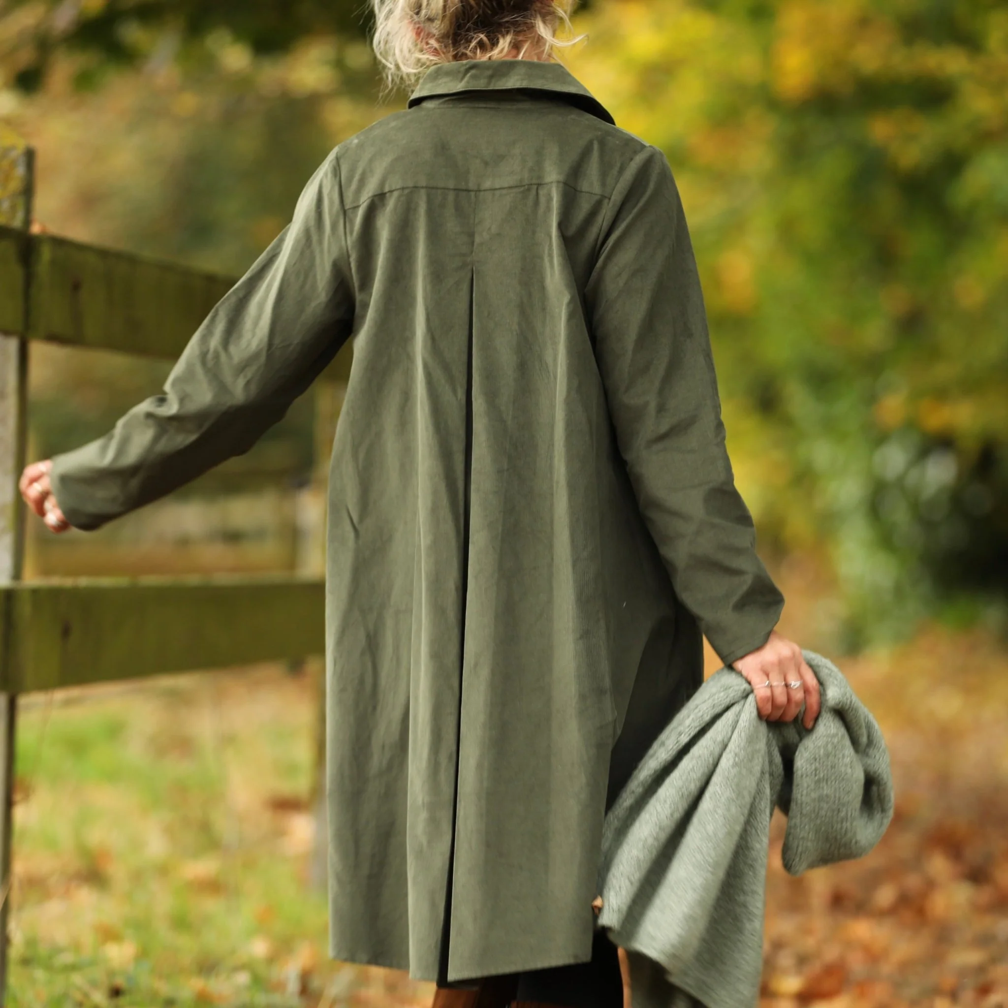Robe Carole – Velours milleraies Kaki - Image 5