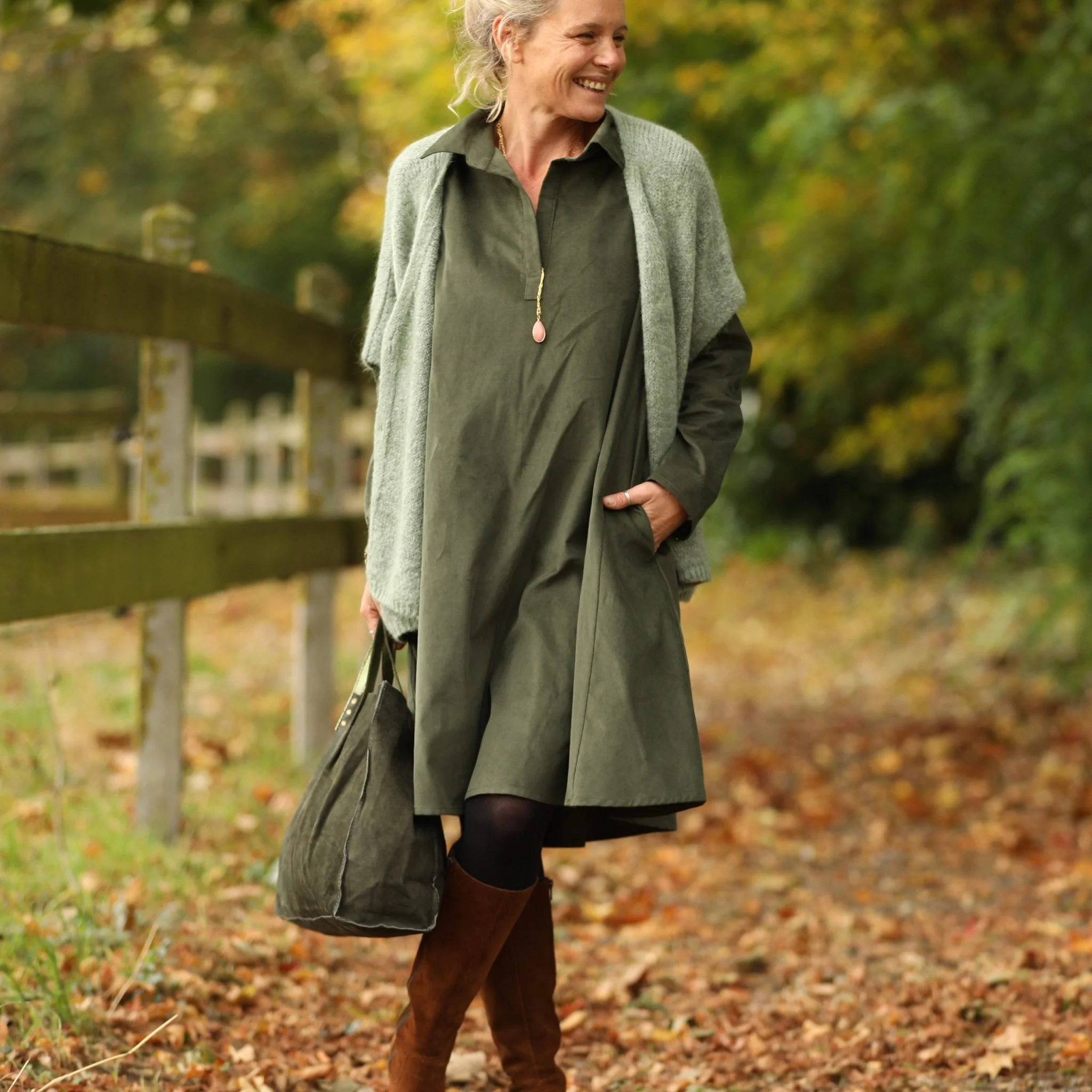 Robe Carole – Velours milleraies Kaki - Image 8