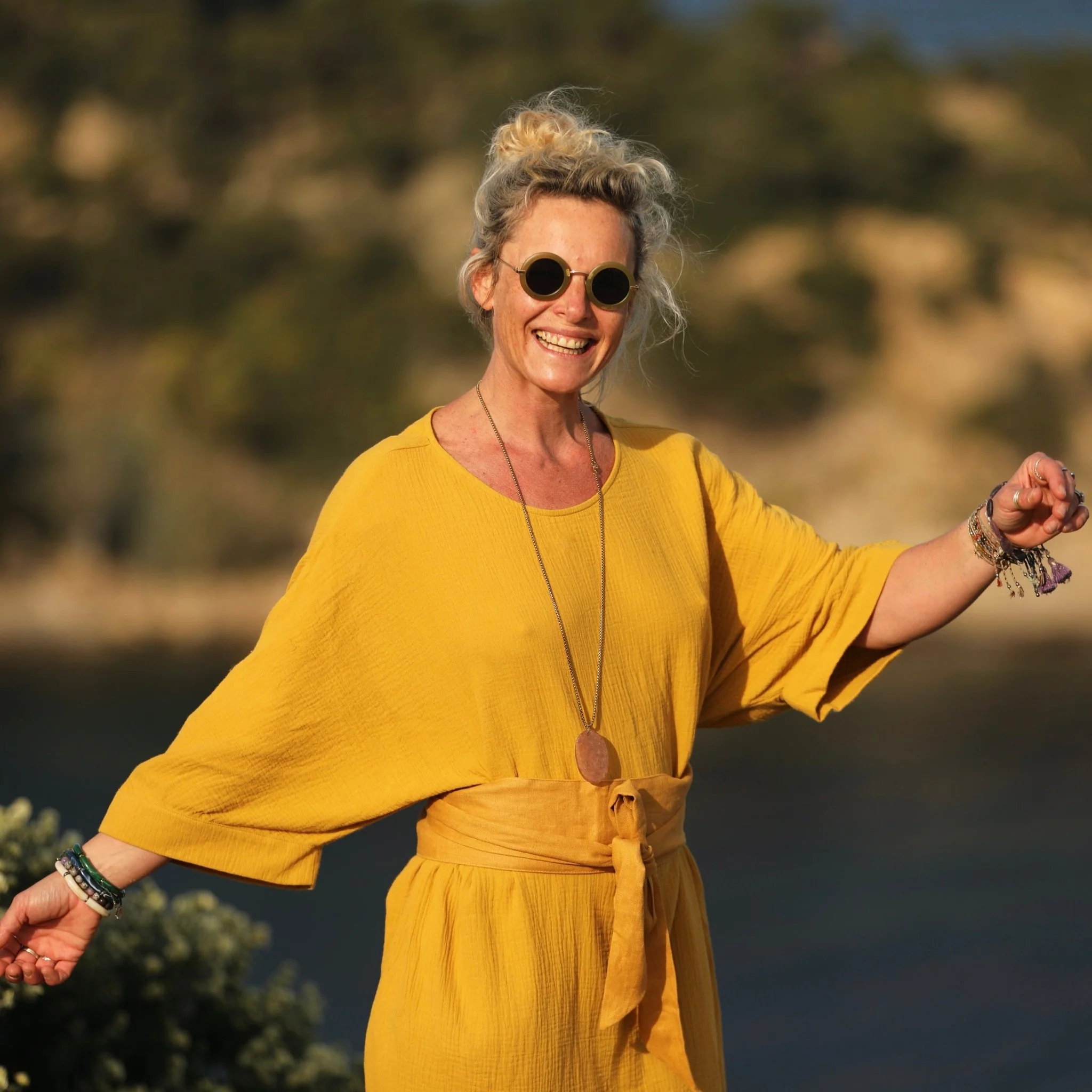 Robe Cassandre double gaze de coton ocre - Image 6