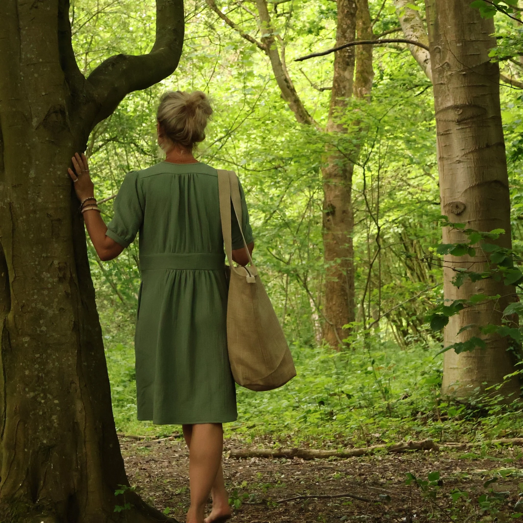 Robe Clara midi - piqué de coton vert sauge - Image 6