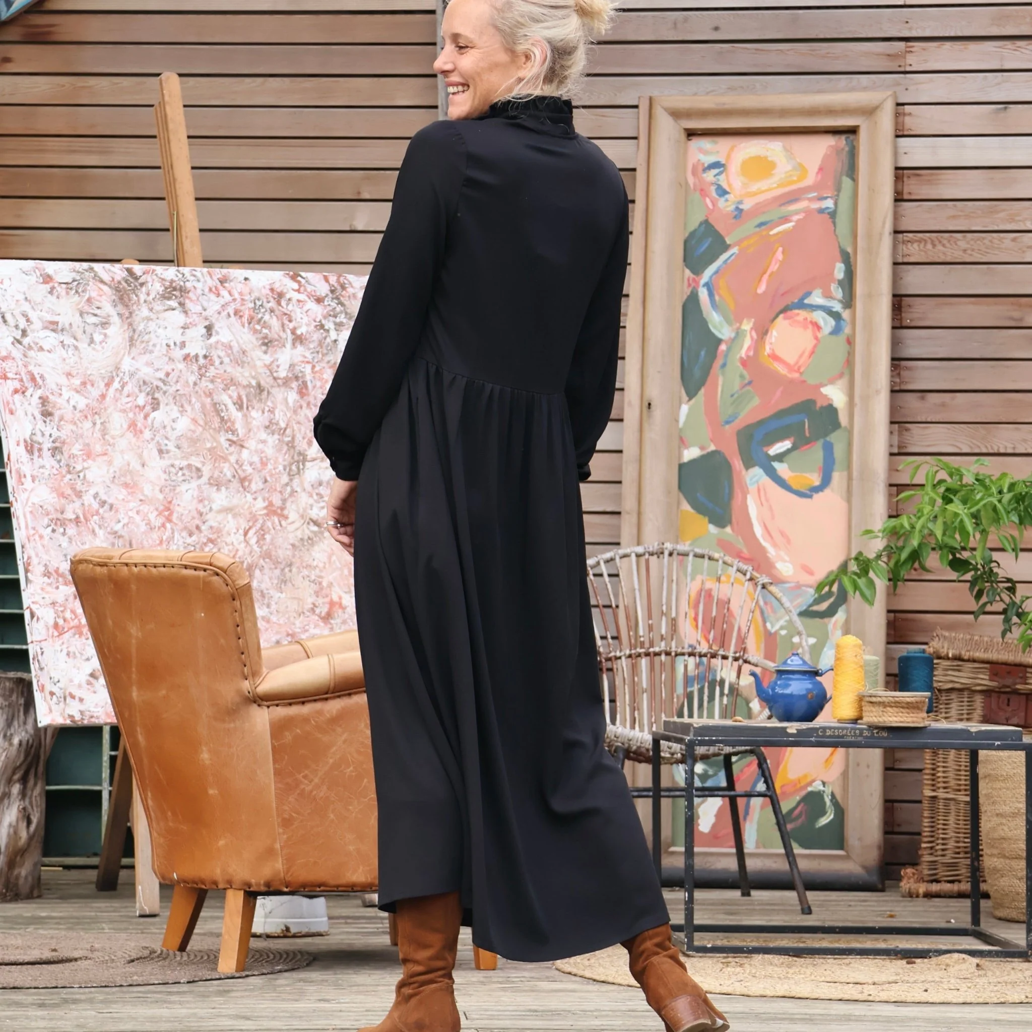 Robe Pomme -  sergé de viscose noir - Image 3