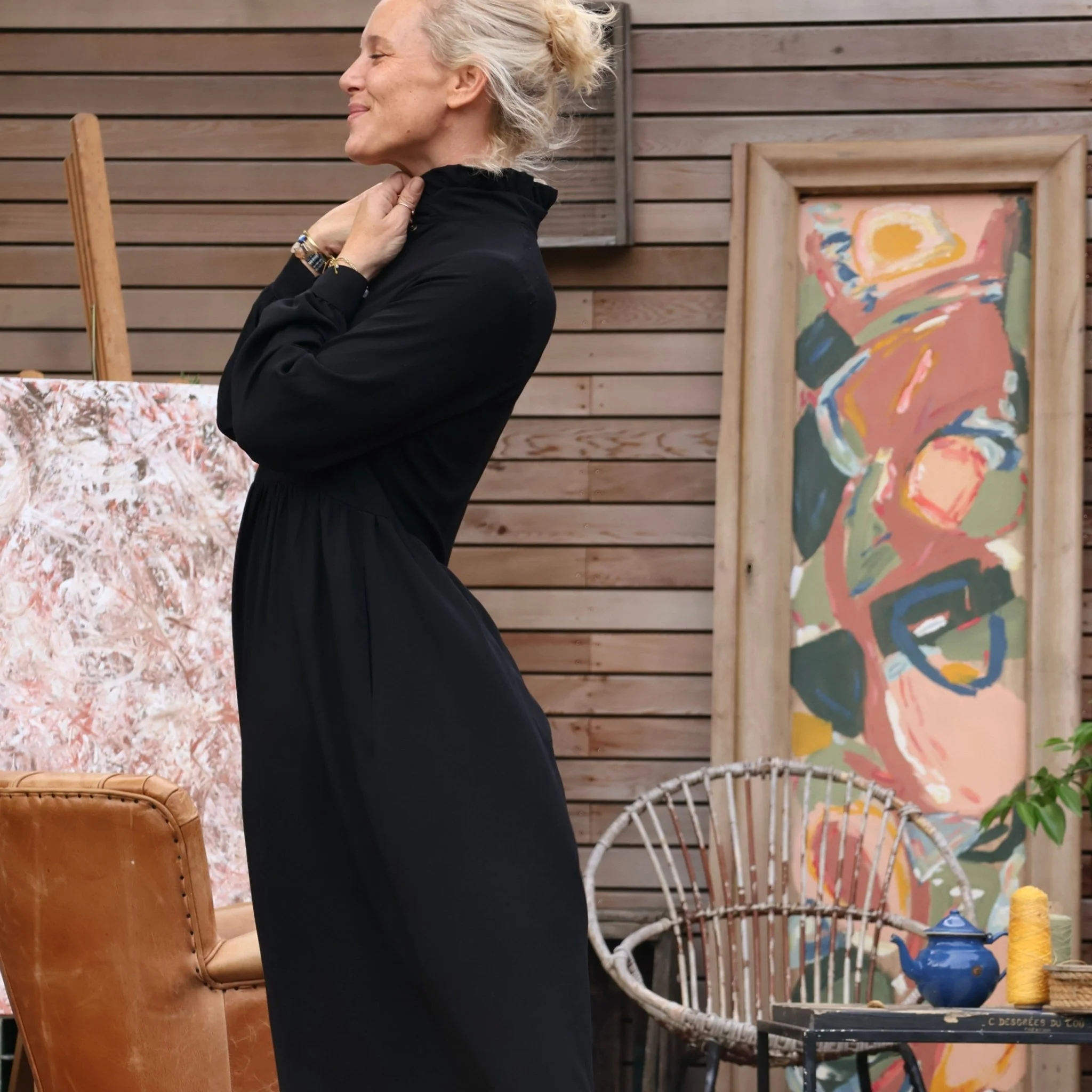 Robe Pomme -  sergé de viscose noir - Image 4