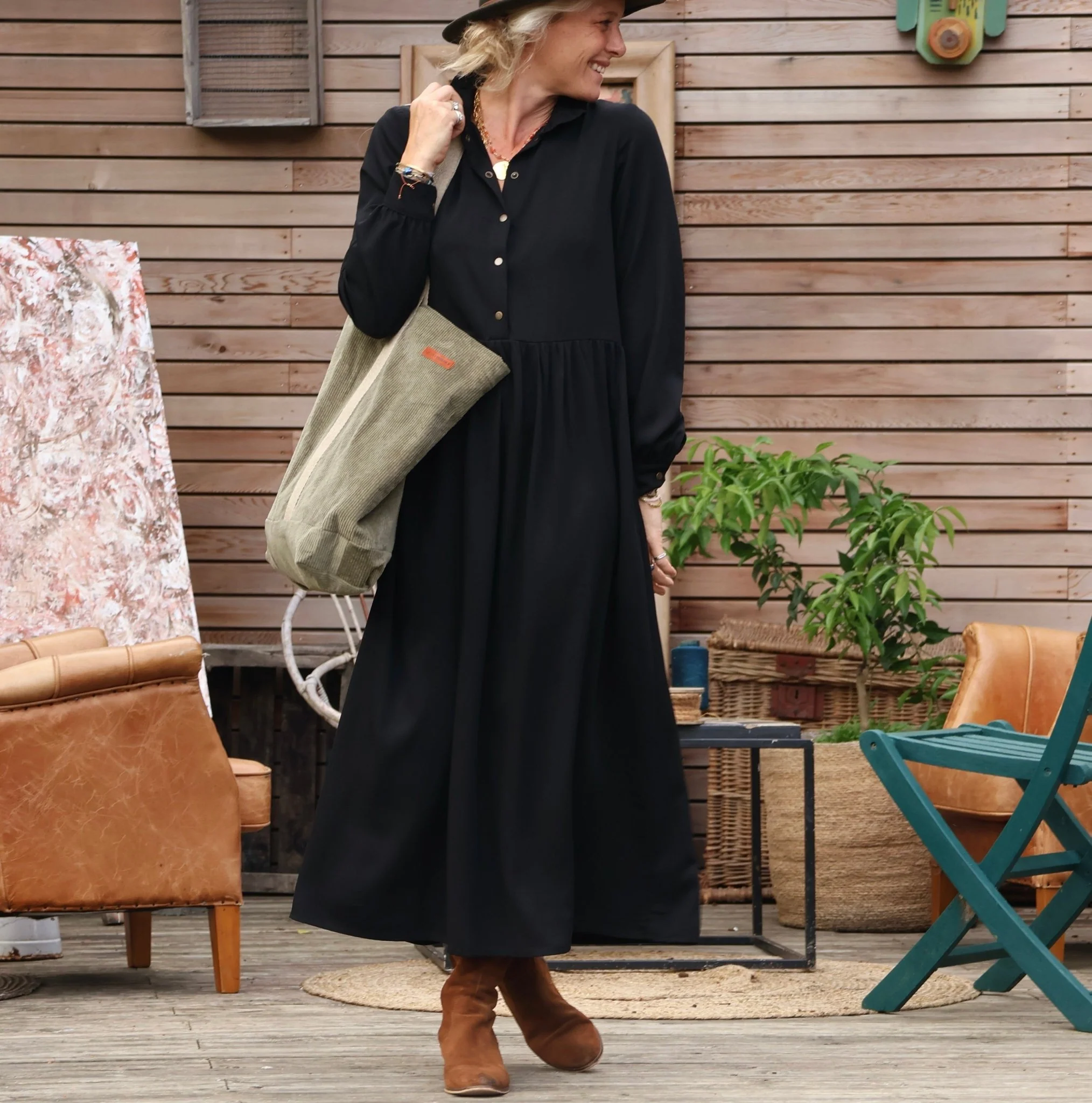 Robe Pomme -  sergé de viscose noir - Image 6