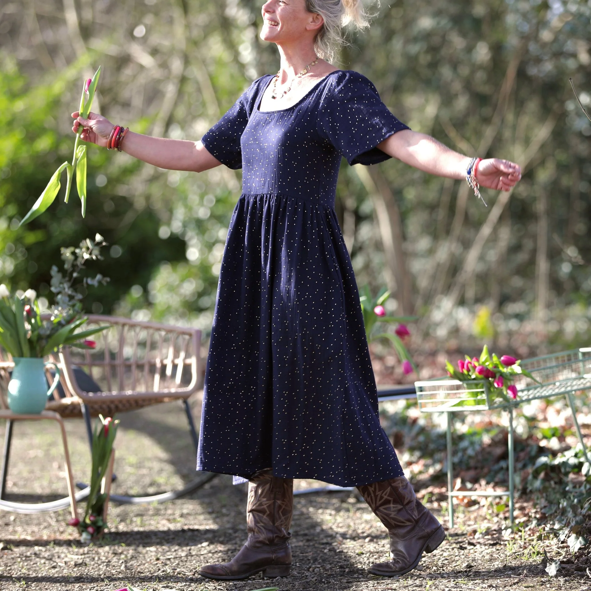 Robe Gwenaëlle - Double gaze de coton bleu nuit plumetis or - Image 6