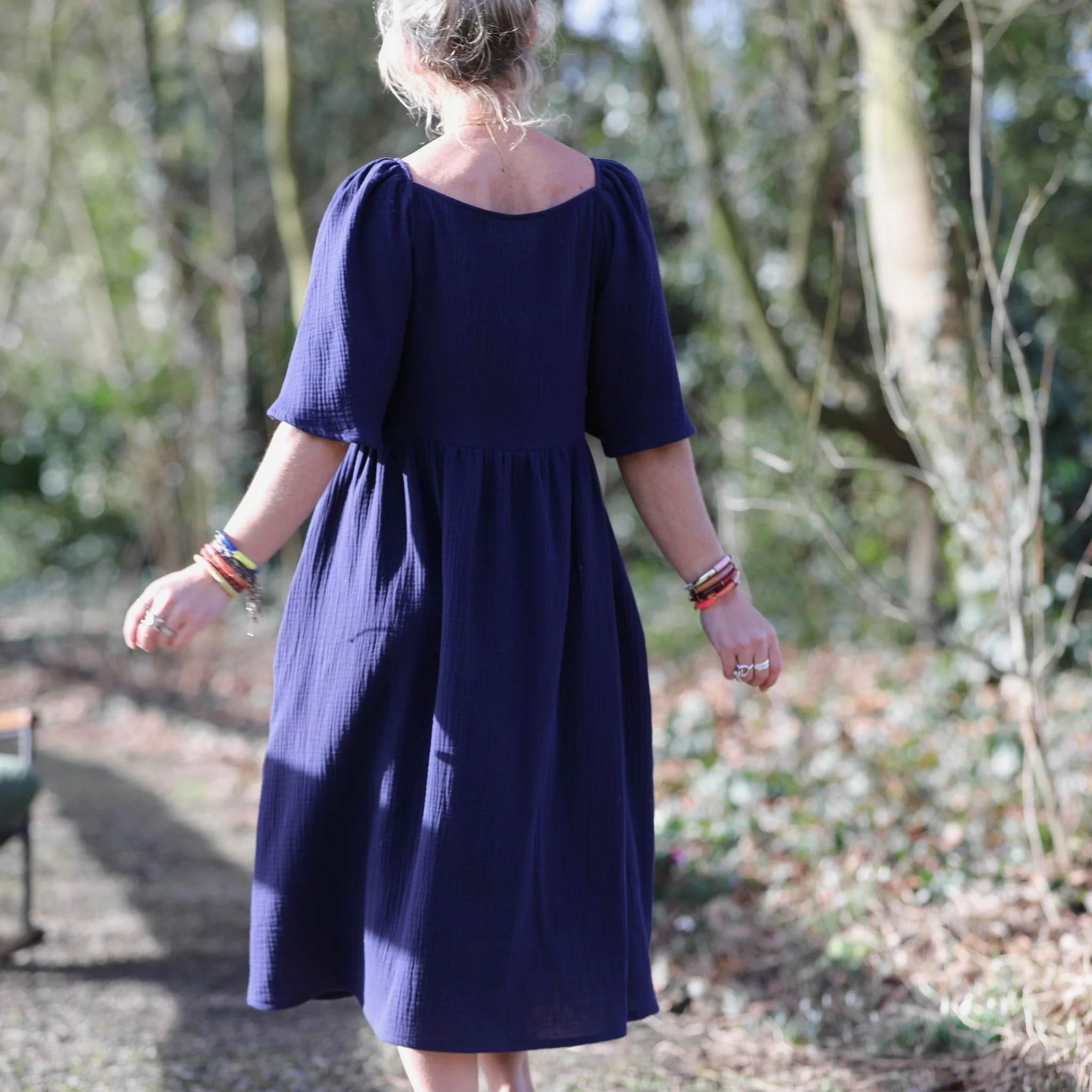 Robe Iloé – Double gaze de coton bleu nuit - Image 3