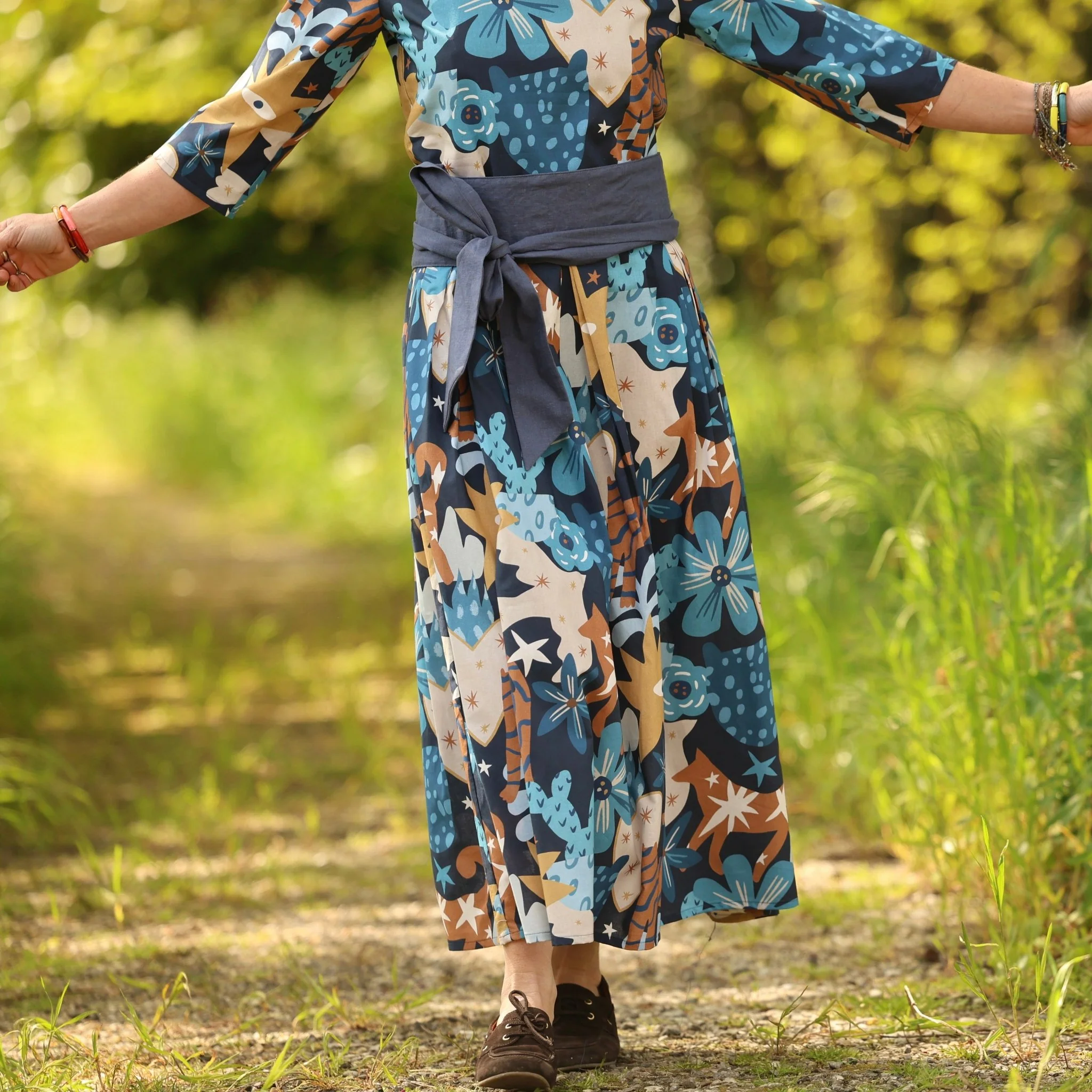 Robe Louisa manches 3/4 – coton imprimé Bleu astral - Image 6