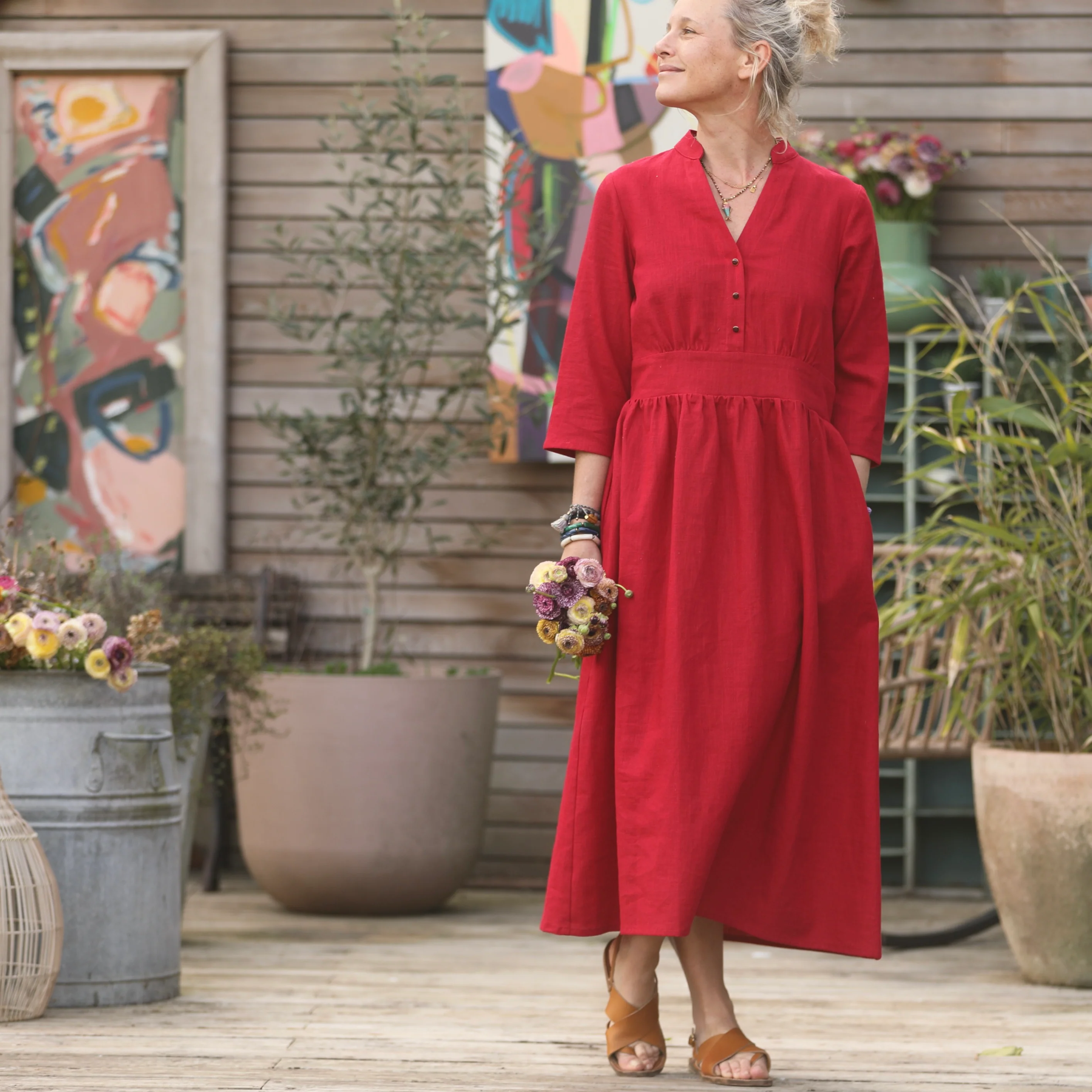 Robe Manon lin cerise - Image 6